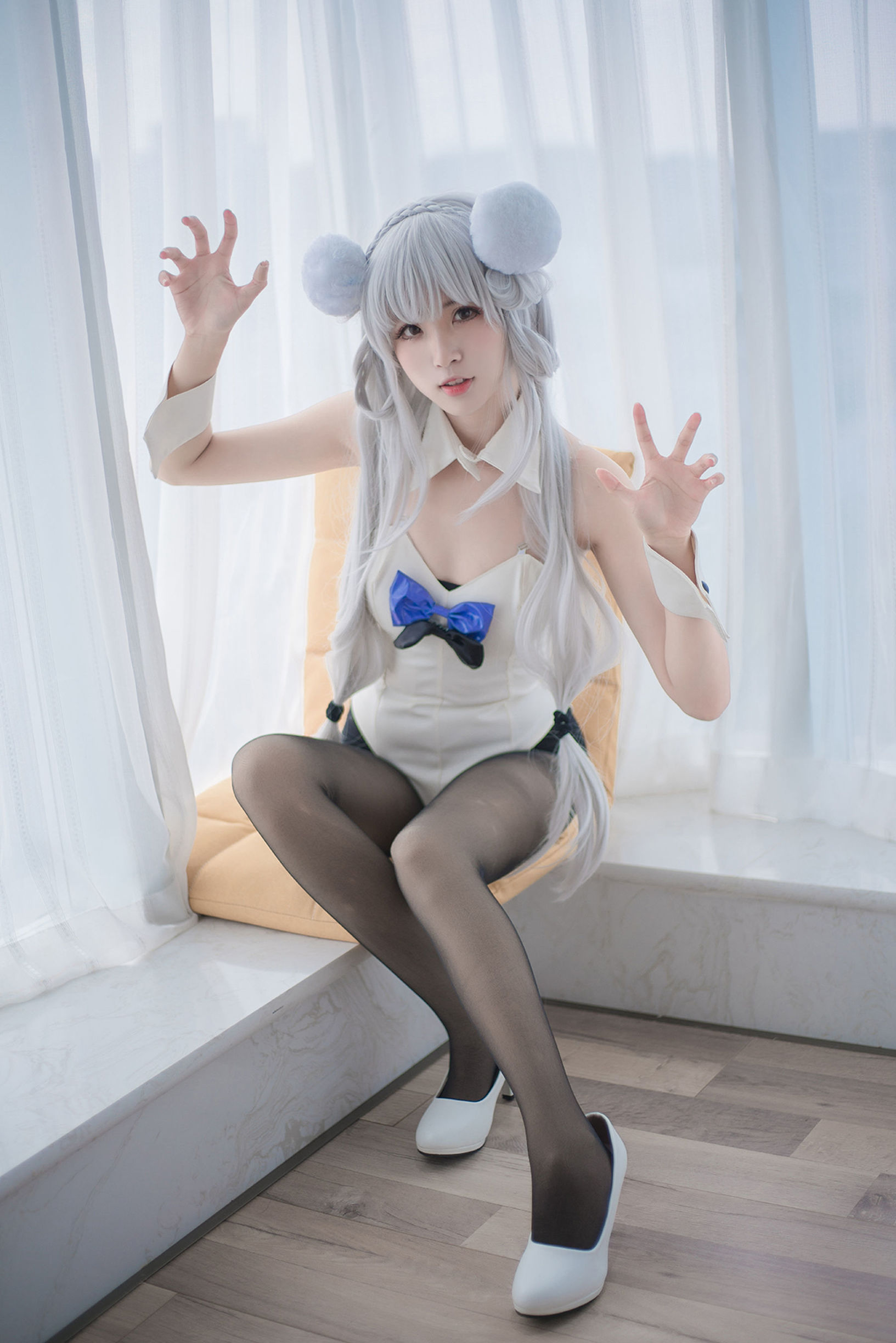 Domain of the Wind] No. 138 Black Silk Cosplay Cute Girl