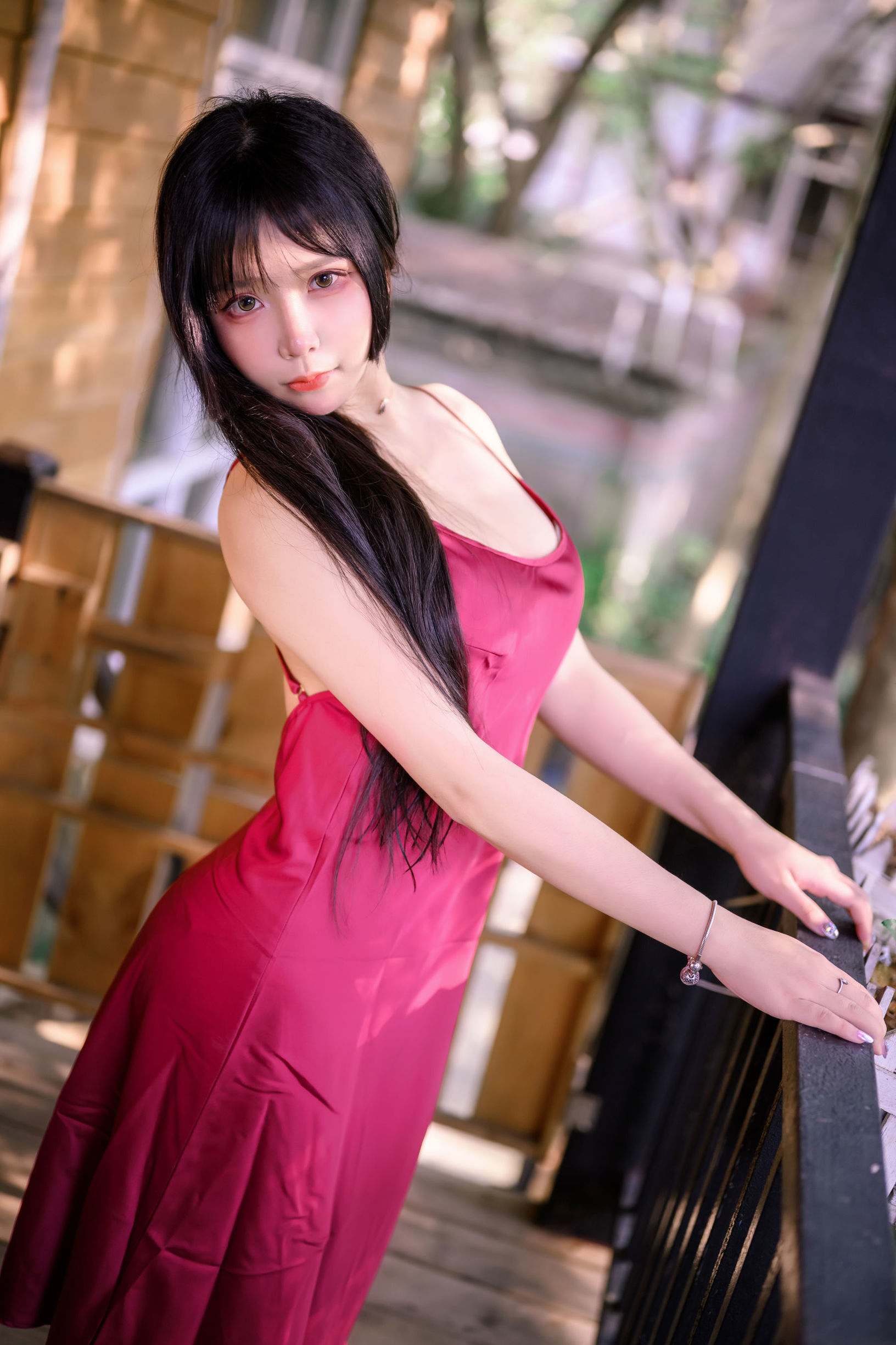 コスプレ福利] 二次元美少女がモクシアーを抱いて連れ去る - 屋外セクシー