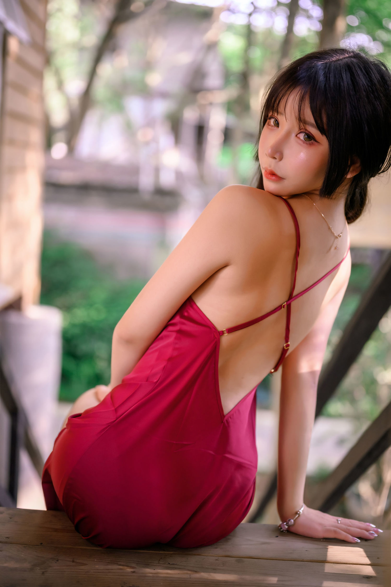 コスプレ福利] 二次元美少女がモクシアーを抱いて連れ去る - 屋外セクシー