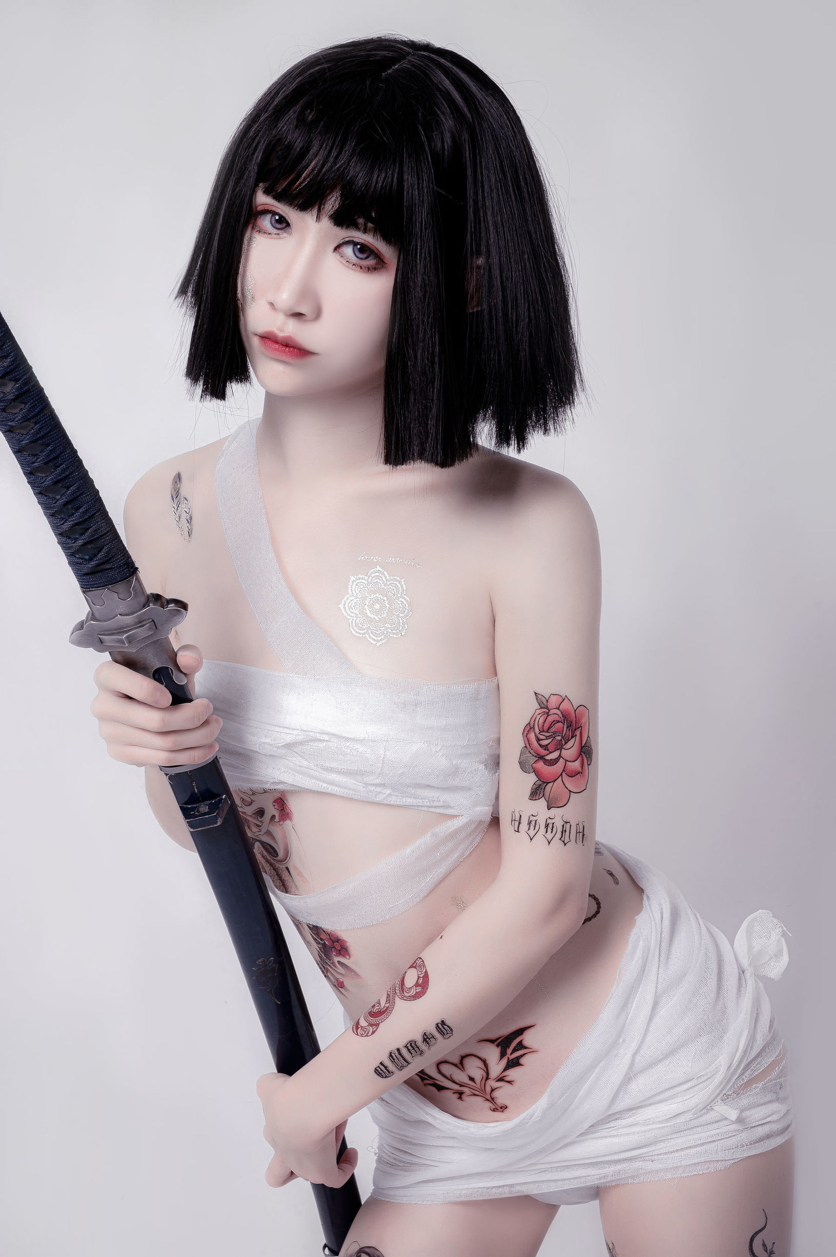 [COS福利] 动漫博主阮邑_Fairy - 绑带和武士