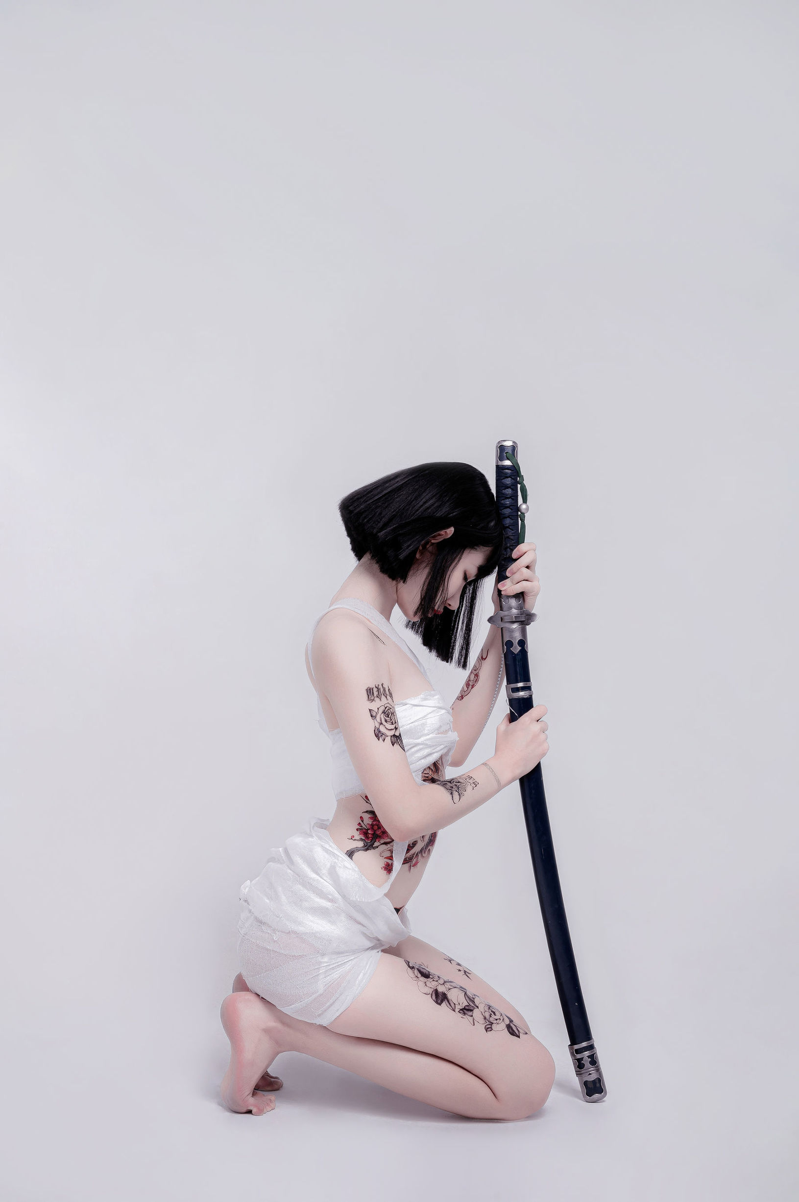 [COS福利] 动漫博主阮邑_Fairy - 绑带和武士