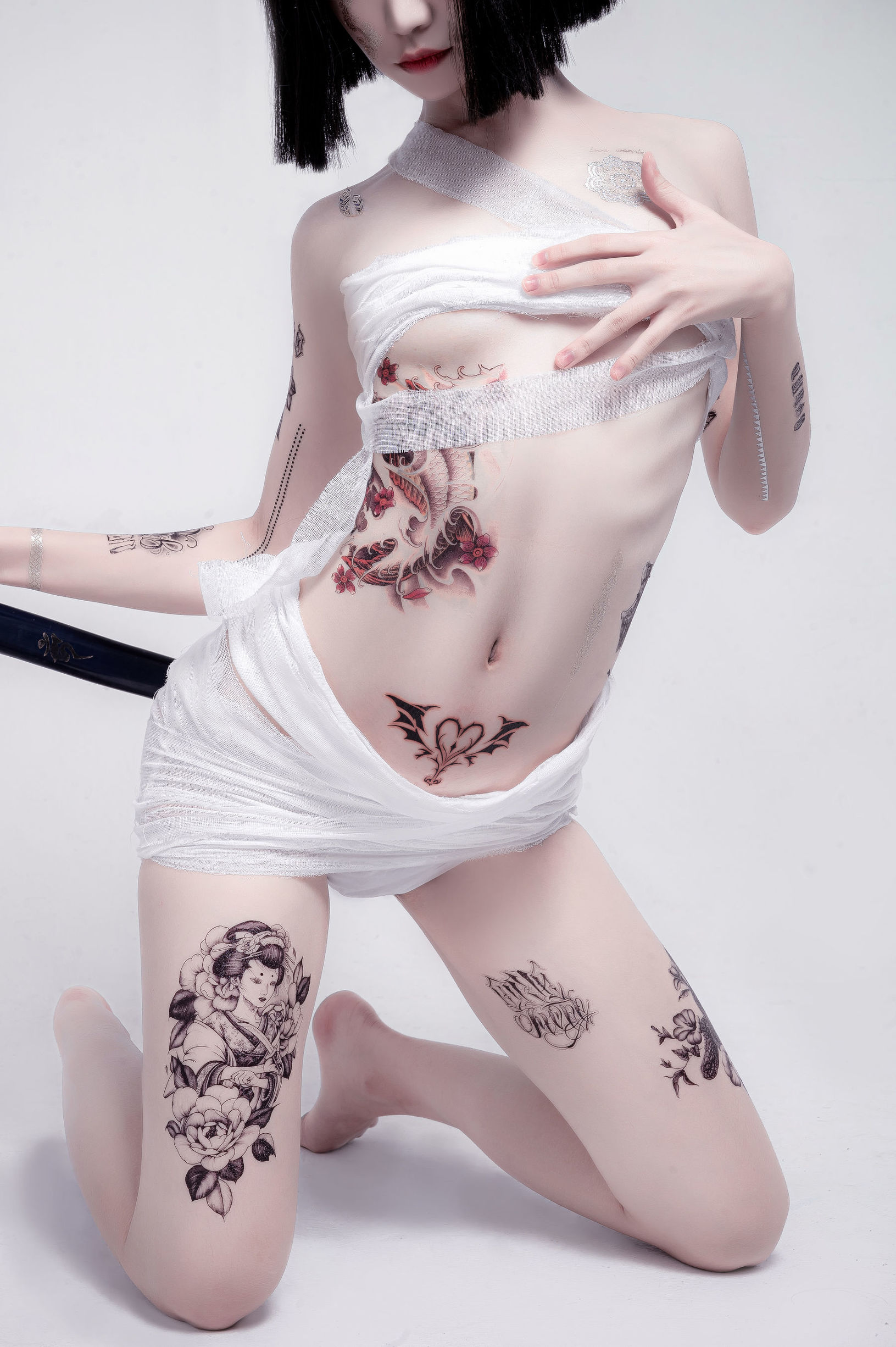[COS福利] 动漫博主阮邑_Fairy - 绑带和武士
