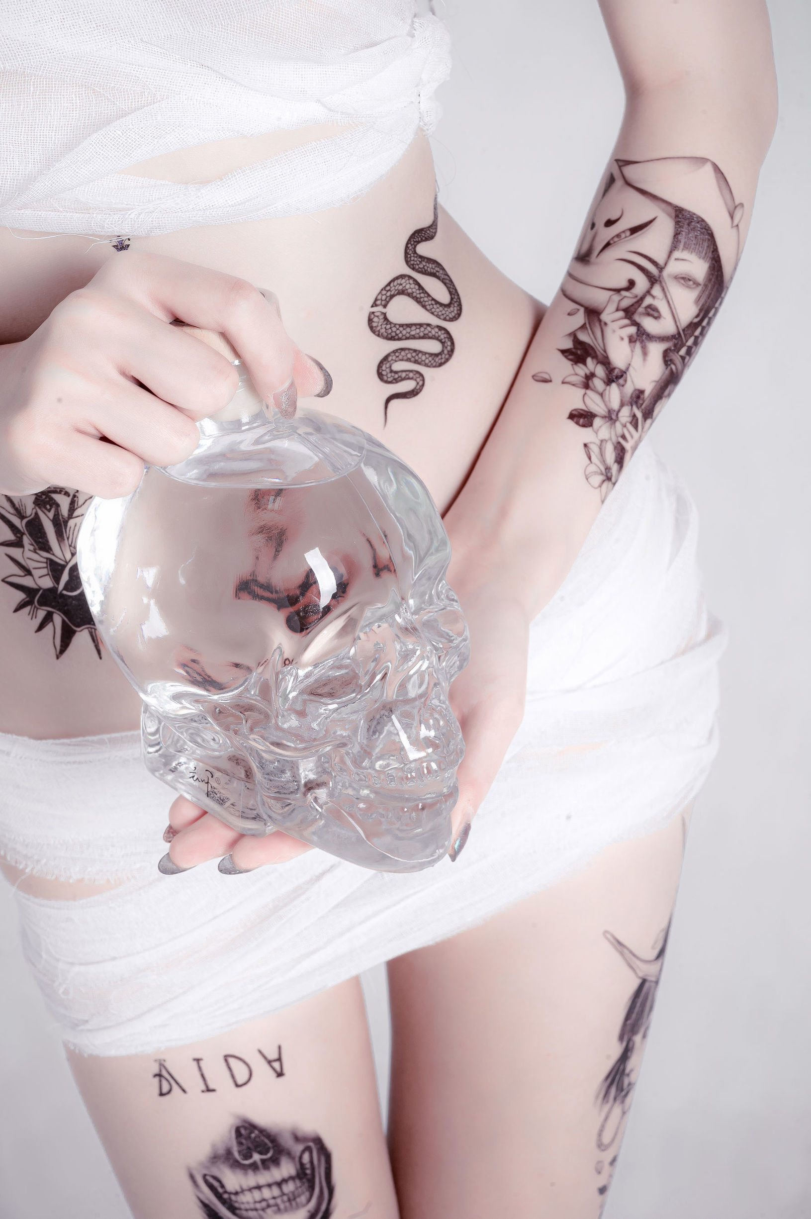 [COS福利] 动漫博主阮邑_Fairy - 绑带和武士