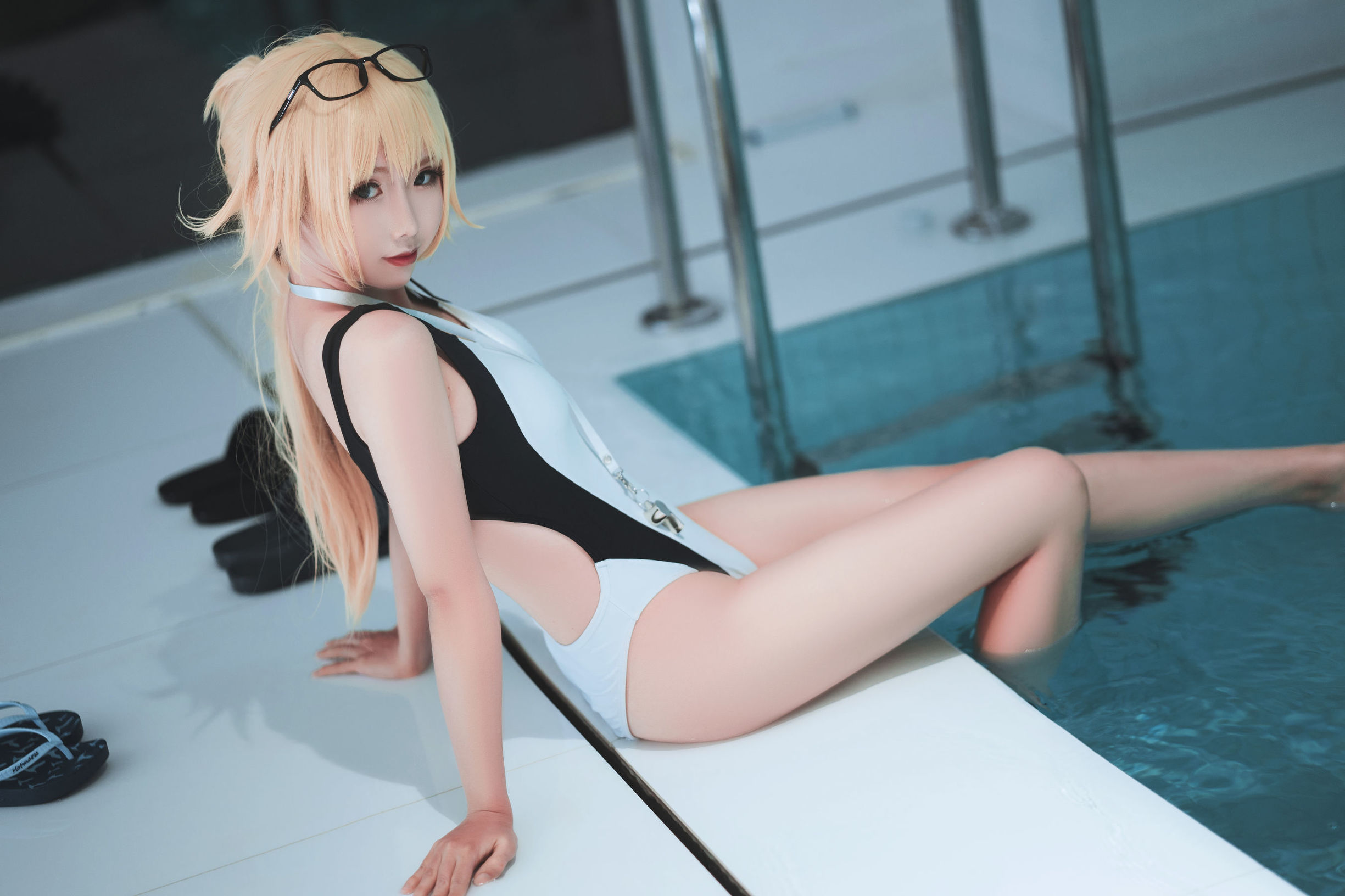 COS Phúc lợi] Coser dễ thương phổ biến Mian Bing Xian Er - Jeanne d'Arc Áo tắm