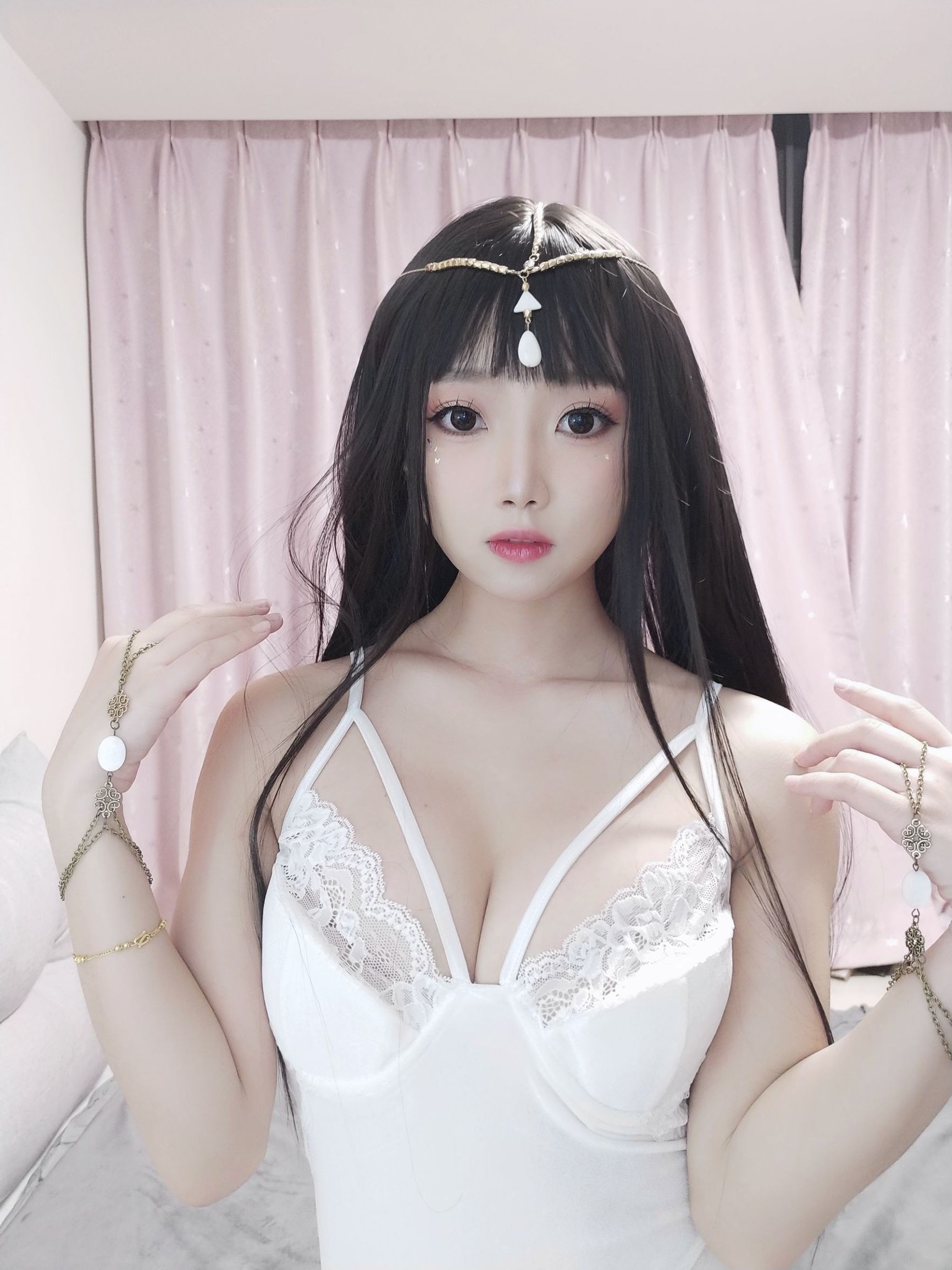 COS福利] 白くて美しい少女 鬼畜ヤオ - 白いエジプトのヤオ