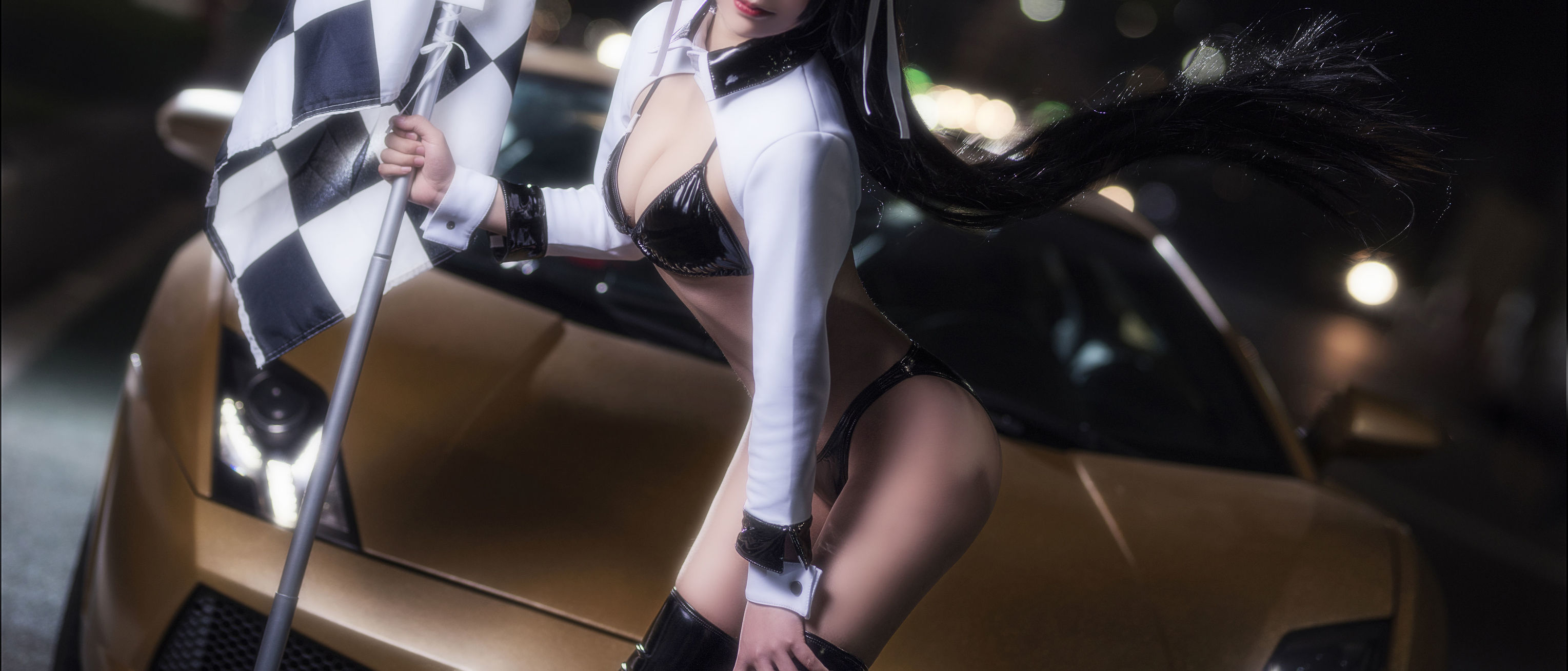 สาวสองมิติกอดพาไปโมจือเอเอ สาวแข่งรถ