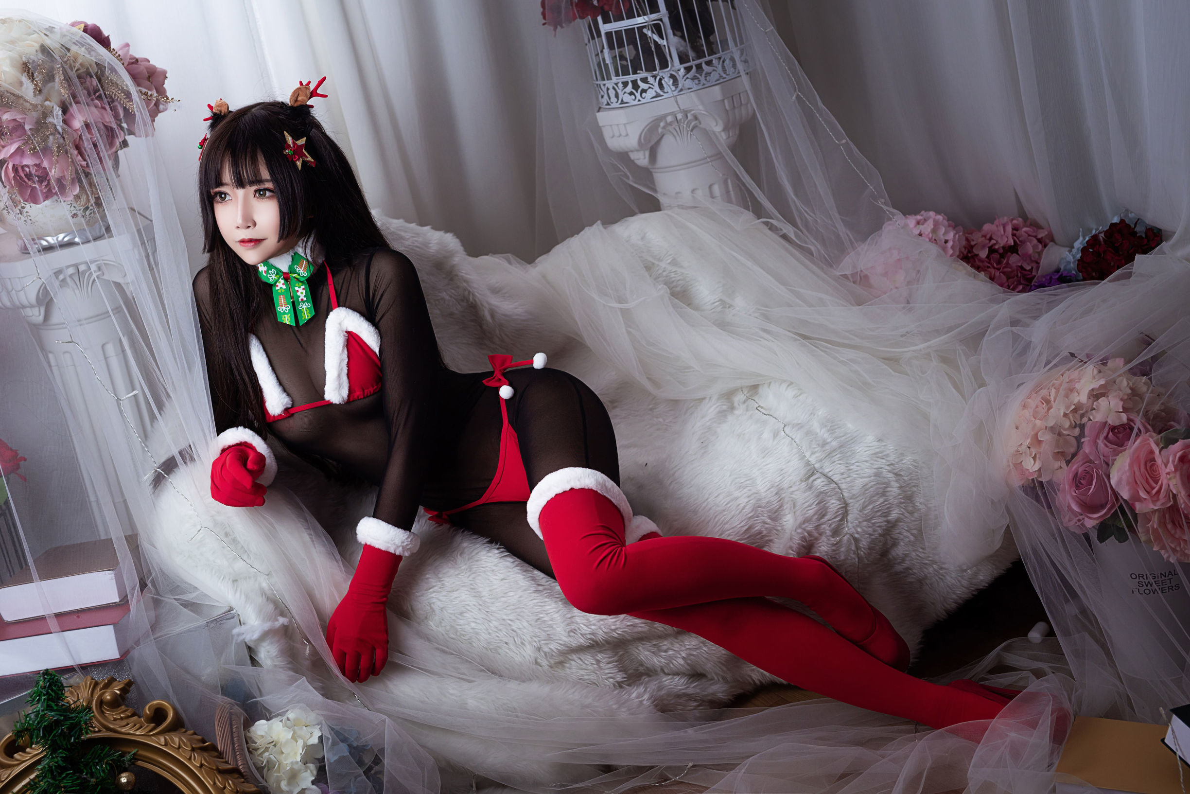 二次元ビジョウを連れ去るモクシAA 連体ブラックシッククリスマスビキニ