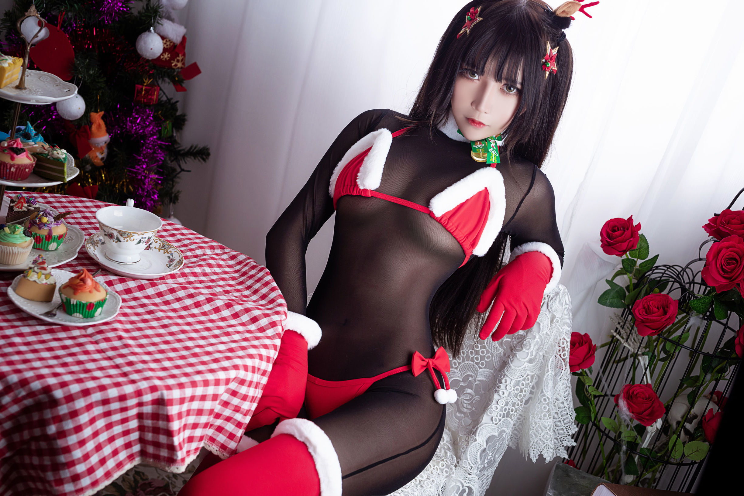 二次元ビジョウを連れ去るモクシAA 連体ブラックシッククリスマスビキニ