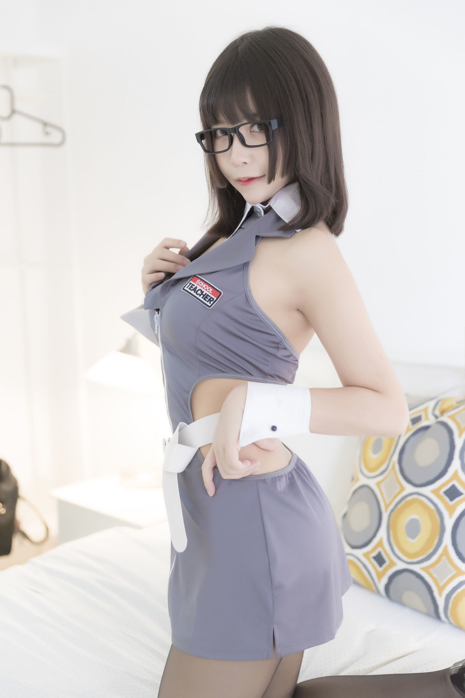 二次元の妹子がモ子AAを連れ去る 黒スト制服
