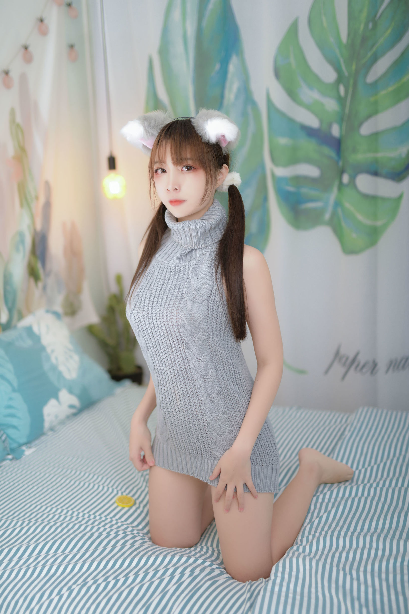 คน气Coser二佐Nisa สัตว์เลี้ยงสาว เสื้อโค้ทหลังเปิดส่วนตัว