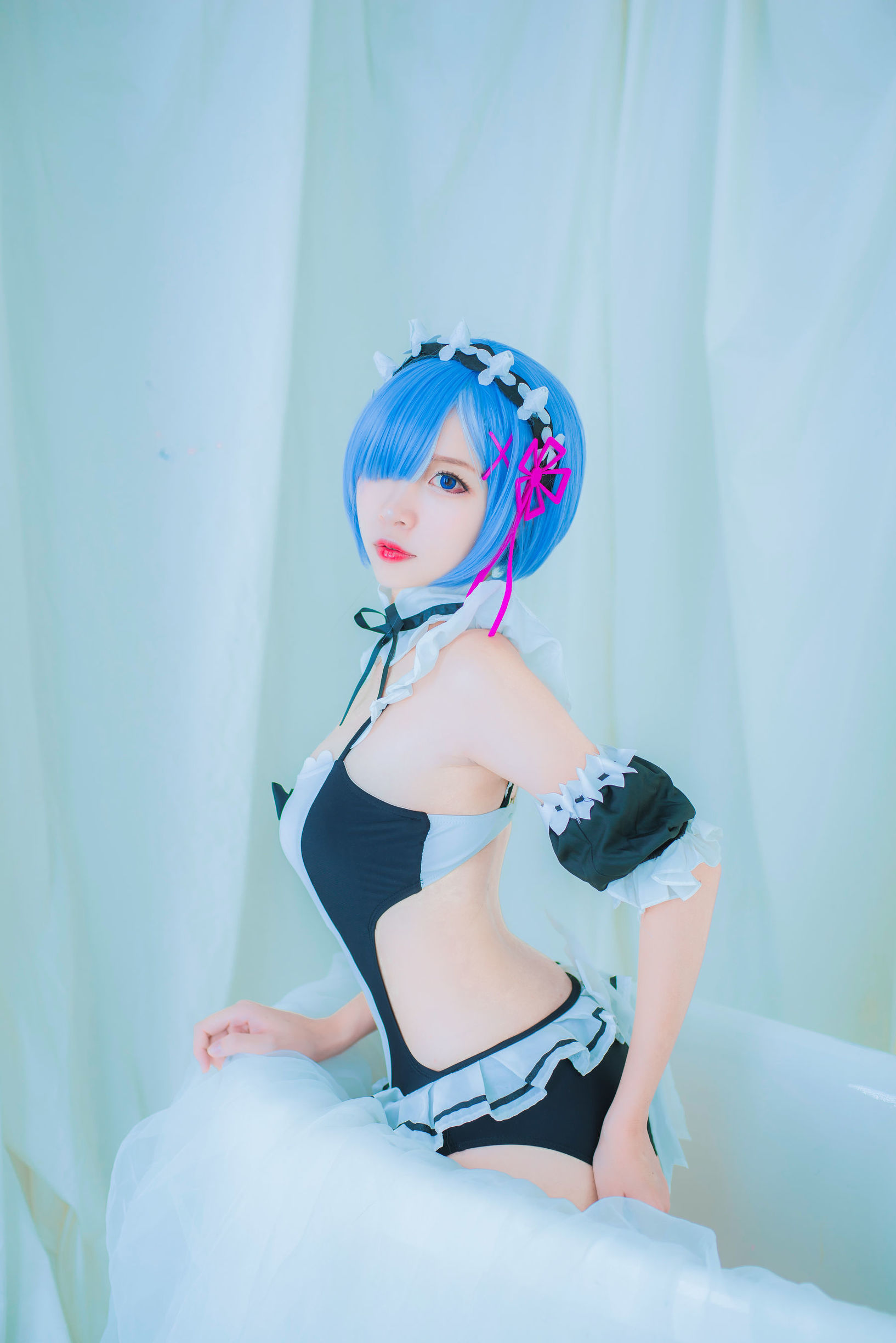 人気のコスプレイヤー エルザ ニサ レム 水着