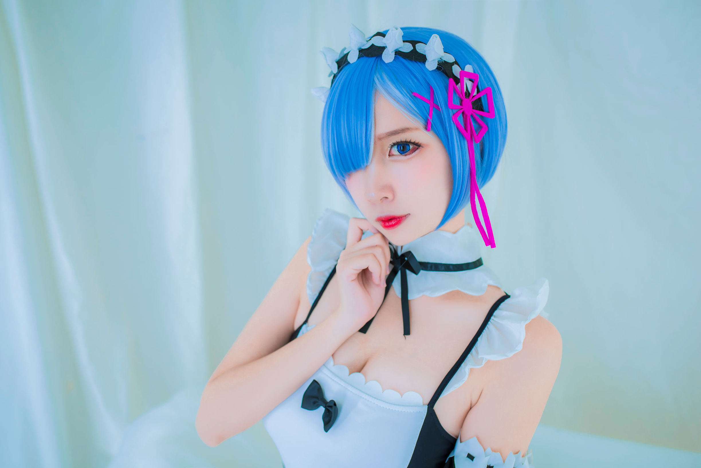 人気のコスプレイヤー エルザ ニサ レム 水着