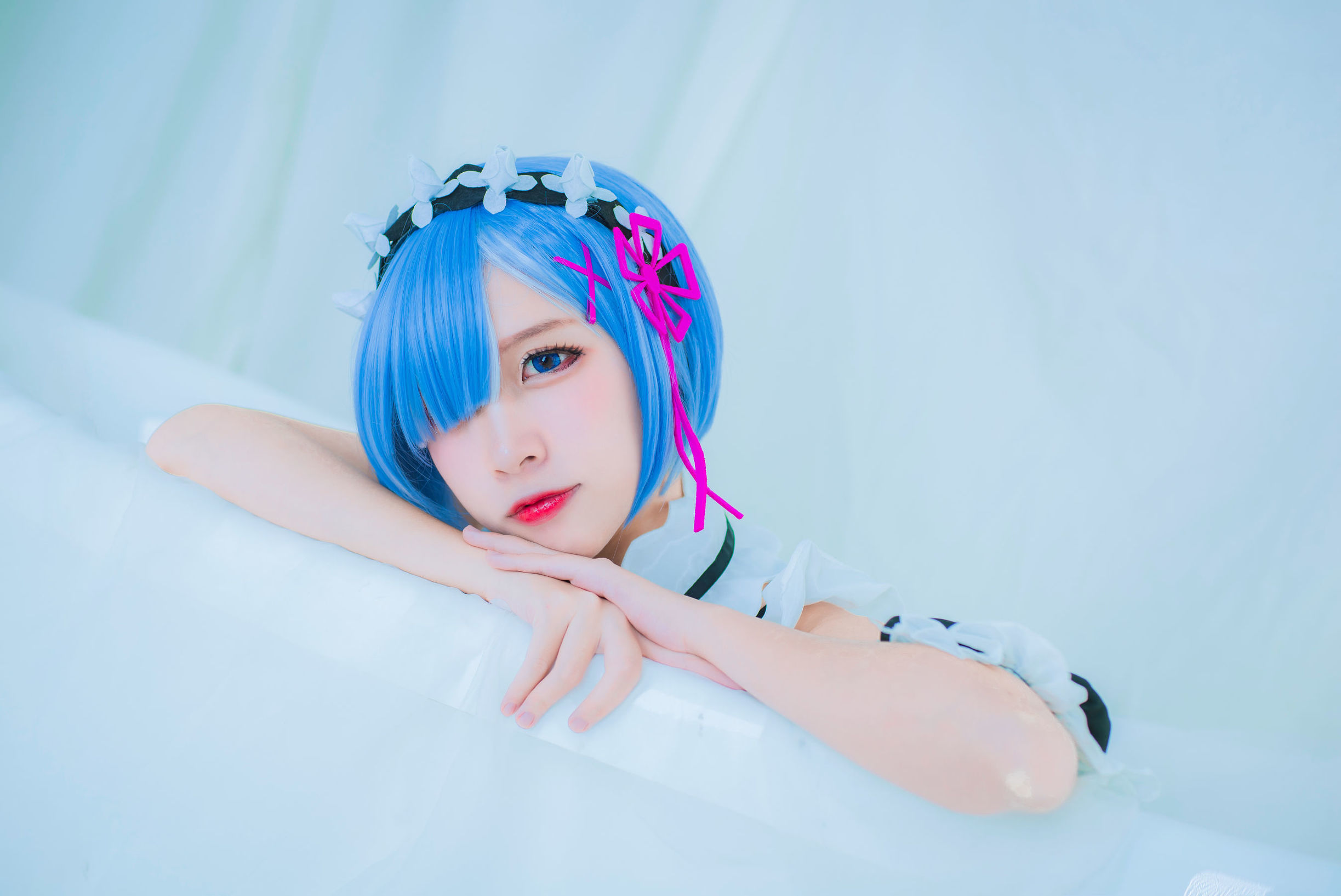 人気のコスプレイヤー エルザ ニサ レム 水着