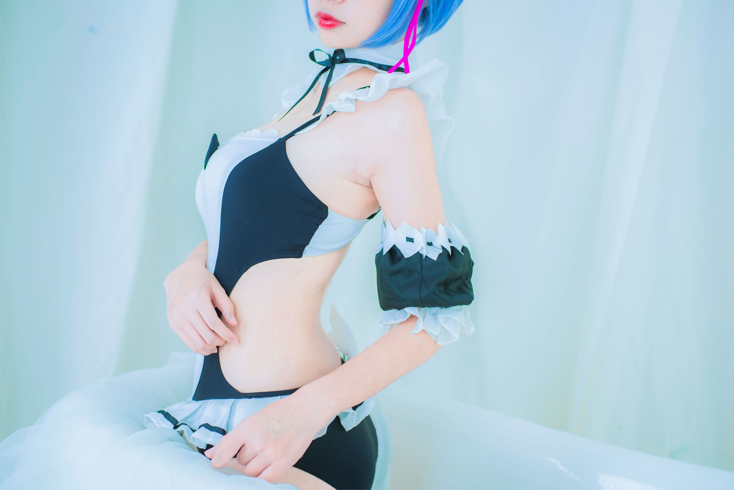人気のコスプレイヤー エルザ ニサ レム 水着