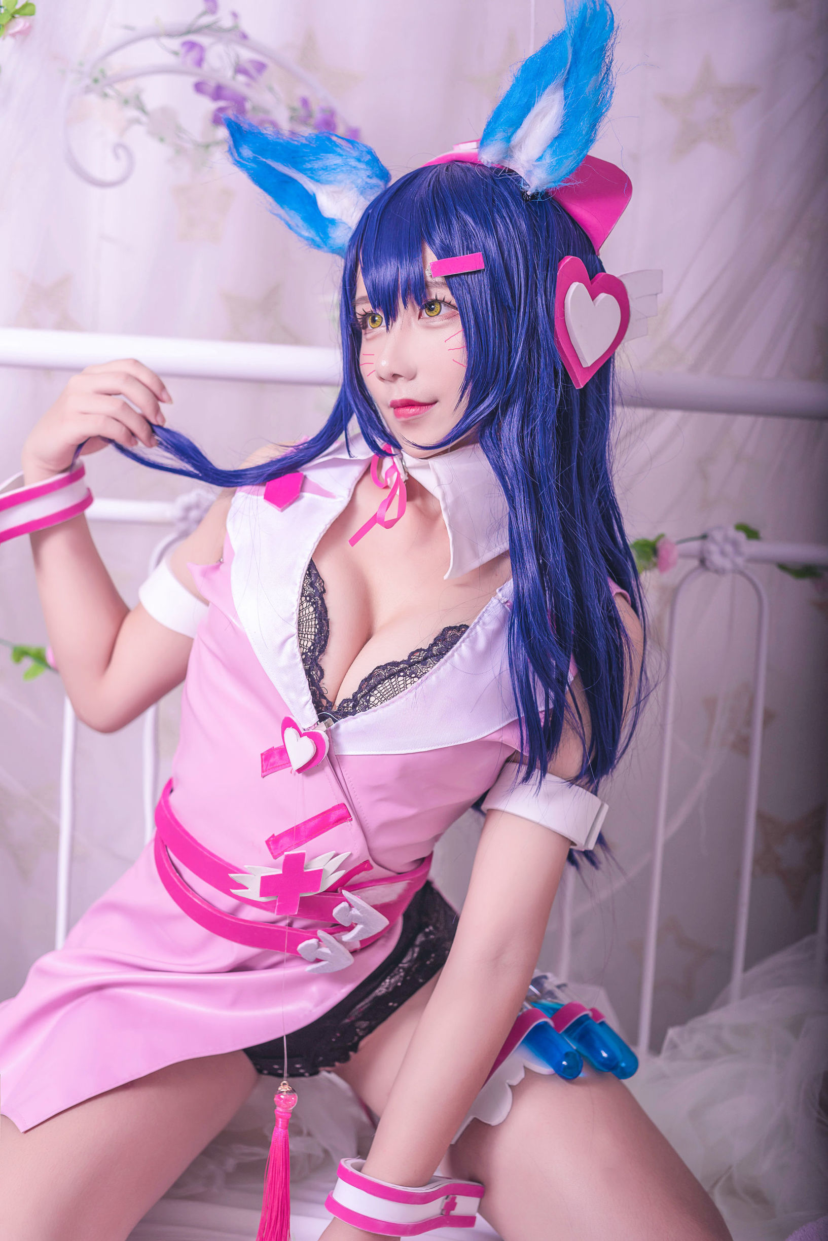 Blogger anime Cửu Khúc Jean - Áo blouse A Lì