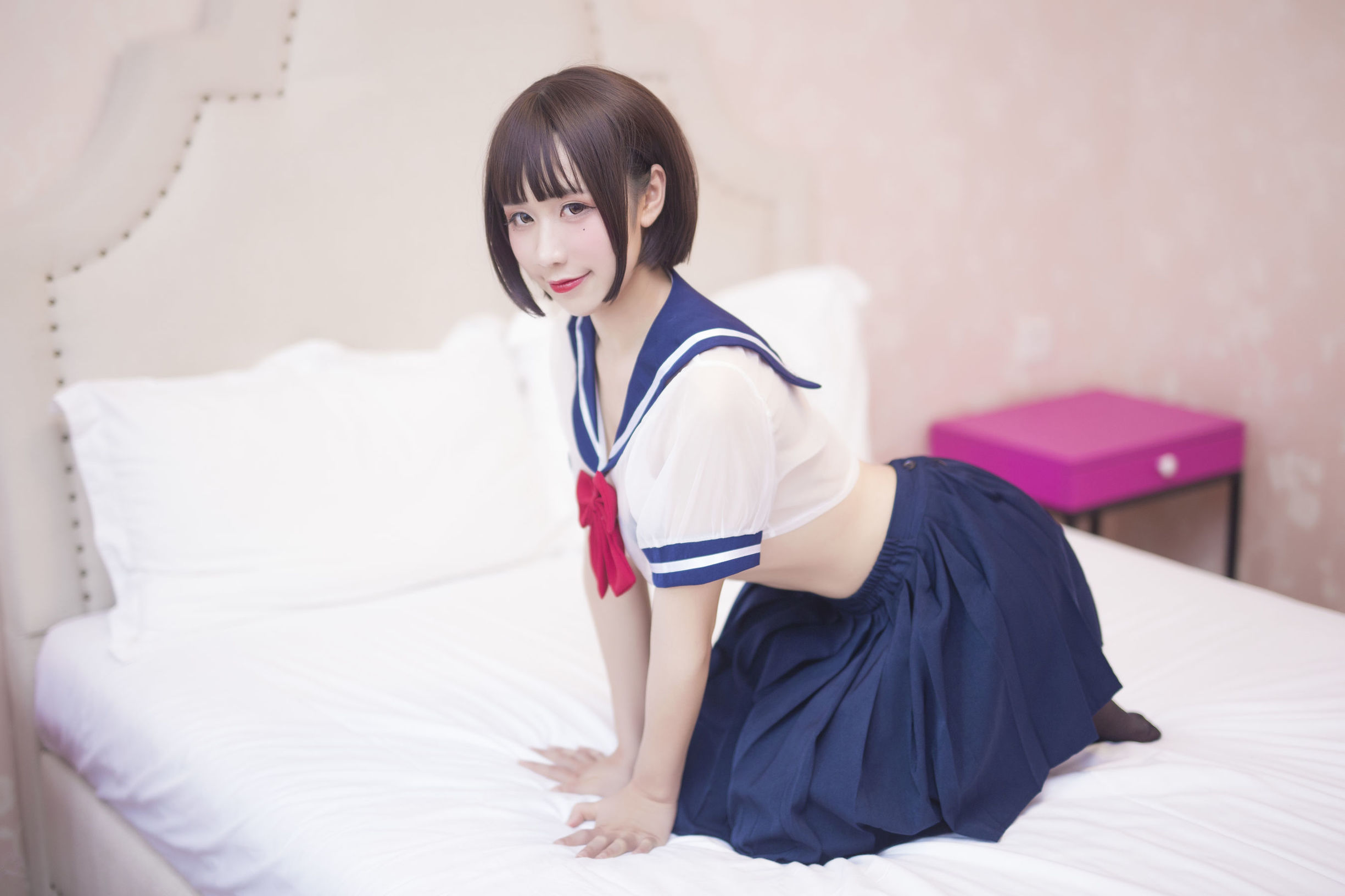 Anime blogger Jiu Qu Jean JK transparent uniform