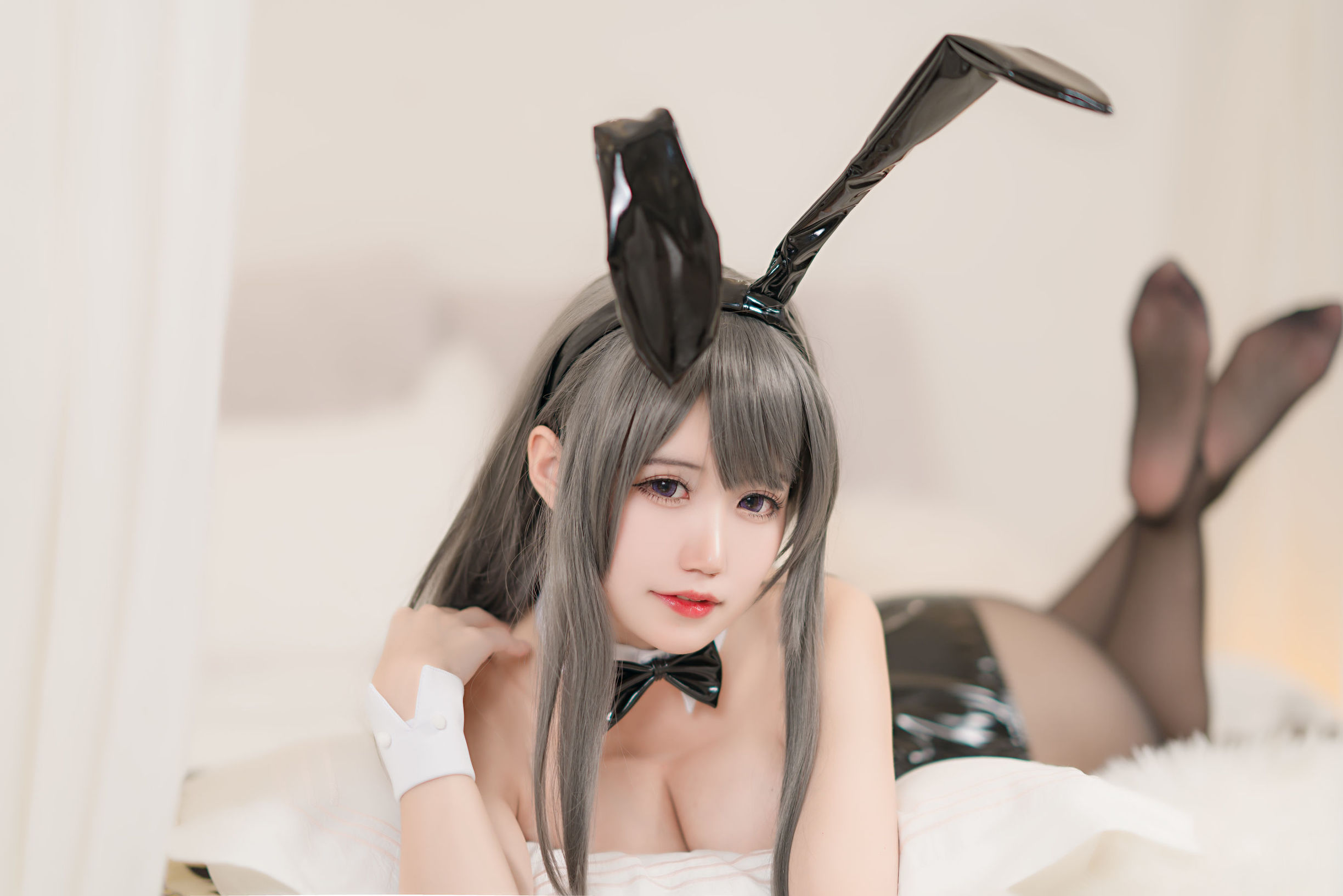 Blogger anime Ogura Chiyo và Mai Thỏ Nữ Lang