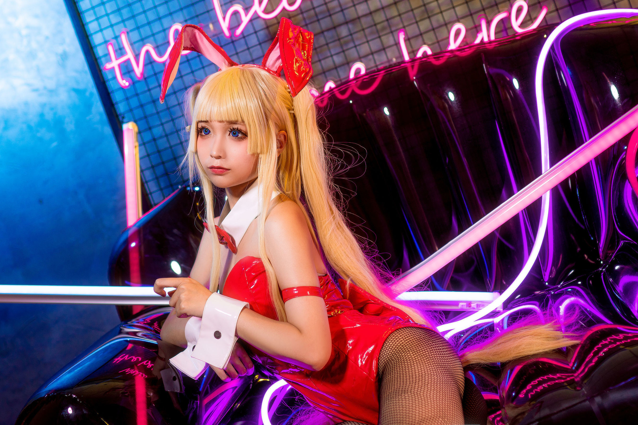 Anime blogger Chun Mo Mo, bunny girl