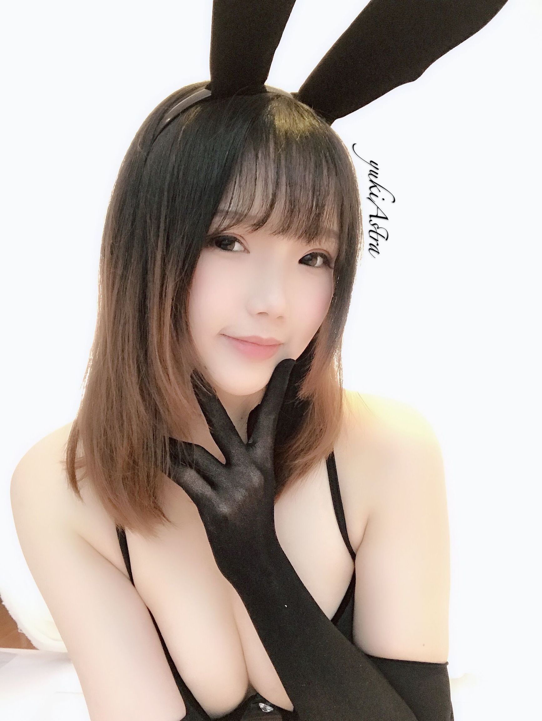 Anime blogger Xue Qing Astra Bunny Girl