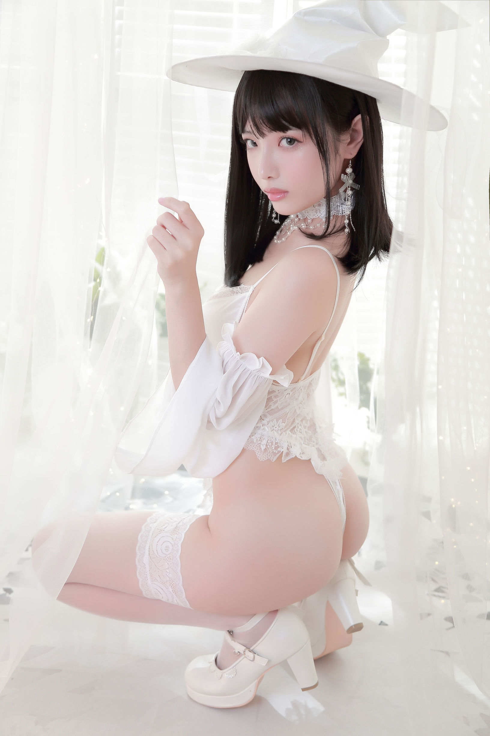บล็อกเกอร์อนิเม เวินเม่ย ไวท์วิทช์