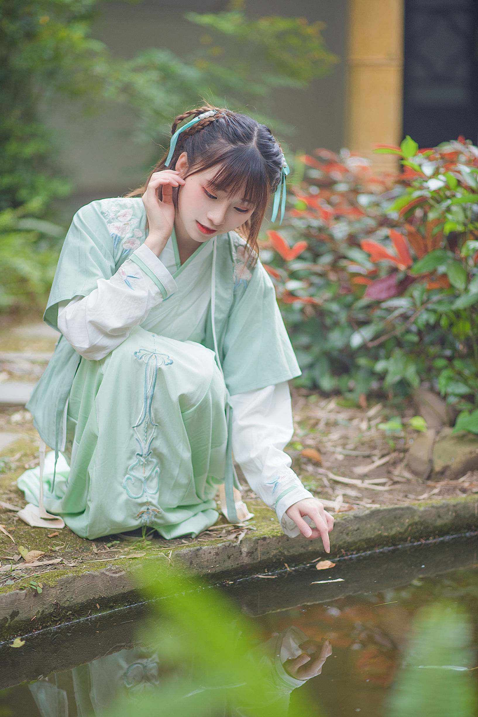 Blogger anime Kitaro_绮太郎: Dáng vẻ e ấp mười ba, Tuổi đậu xanh non tháng hai đầu.