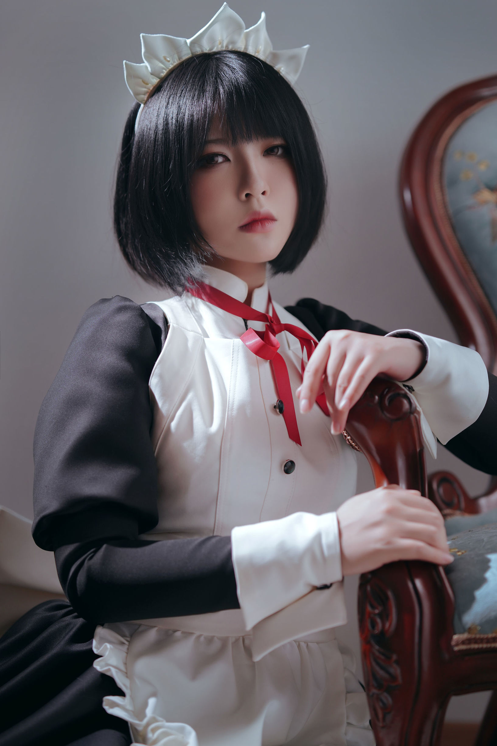 半半子 嫌パン Maid 制服诱惑 Cosplay