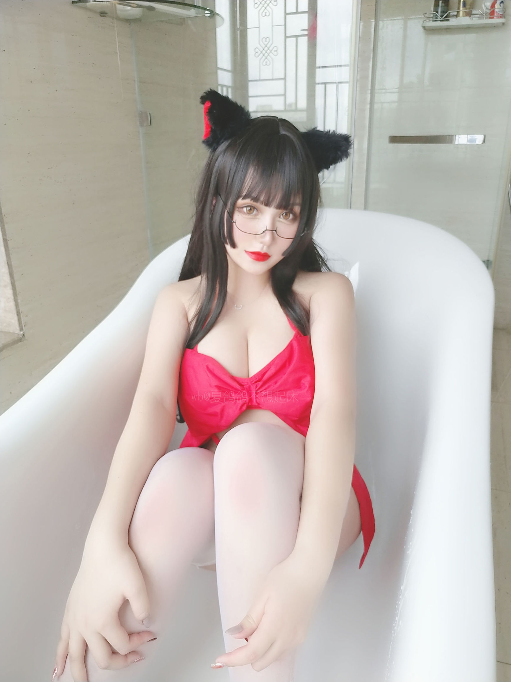 샤거거가 기상하고 싶지 않아, 레드 리본