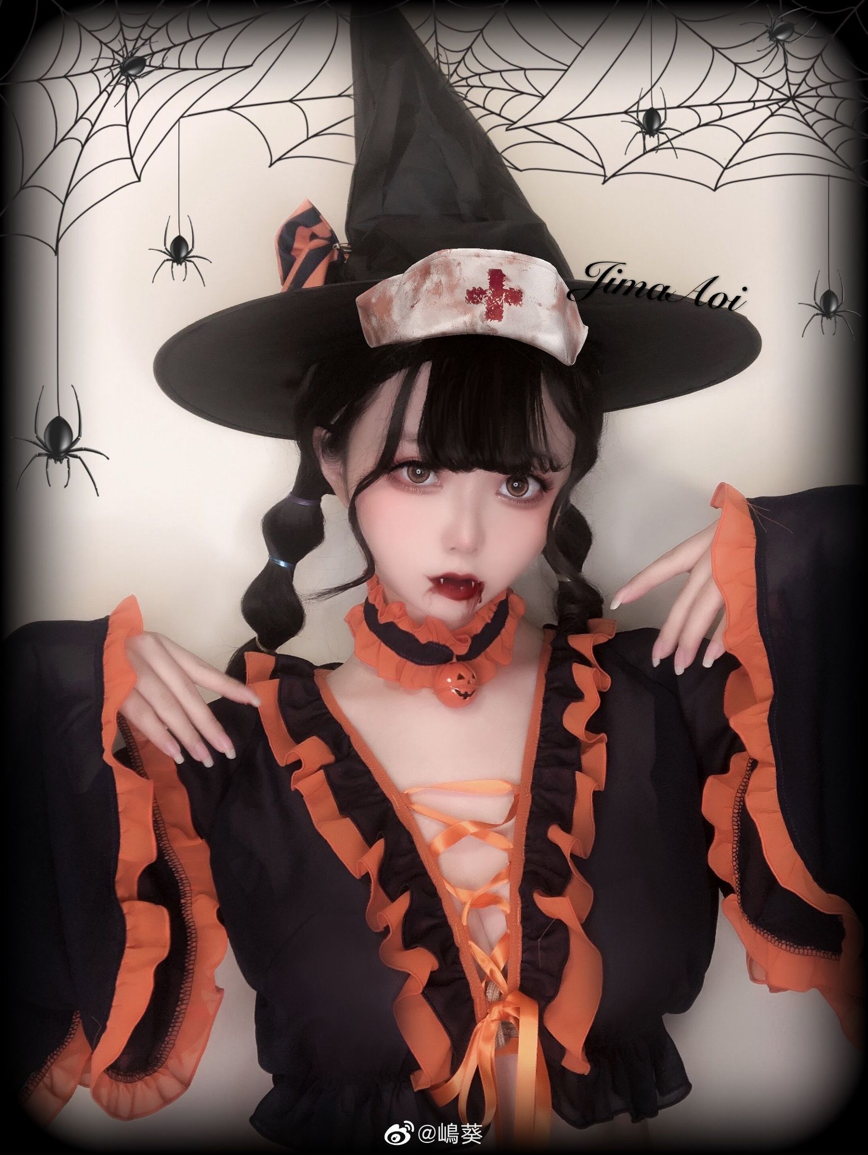 ウェイボーの美女 島葵 ハロウィンの小悪魔