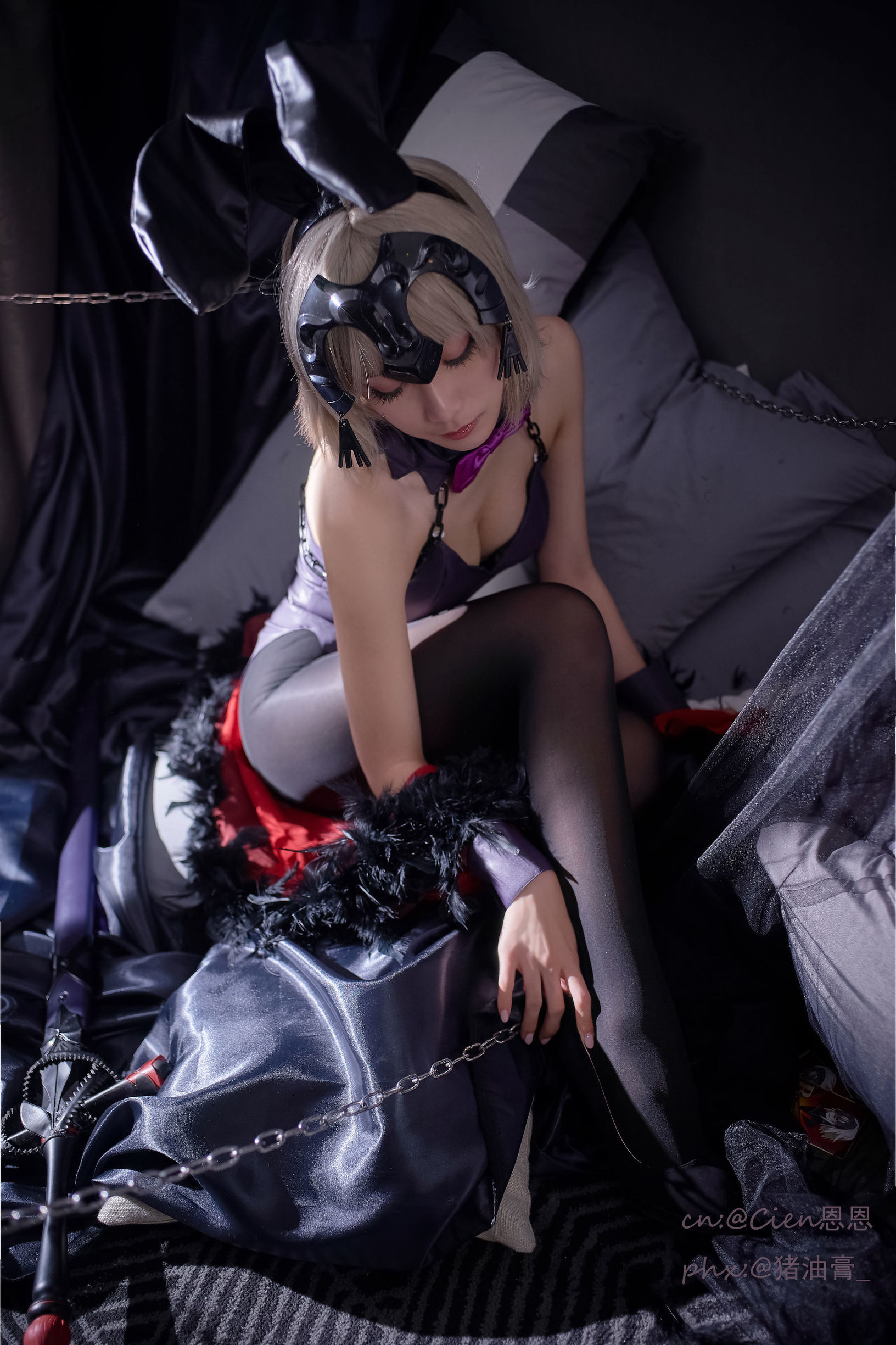 Weibo COS Girl Cien En En, Black Jeanne Bunny Girl