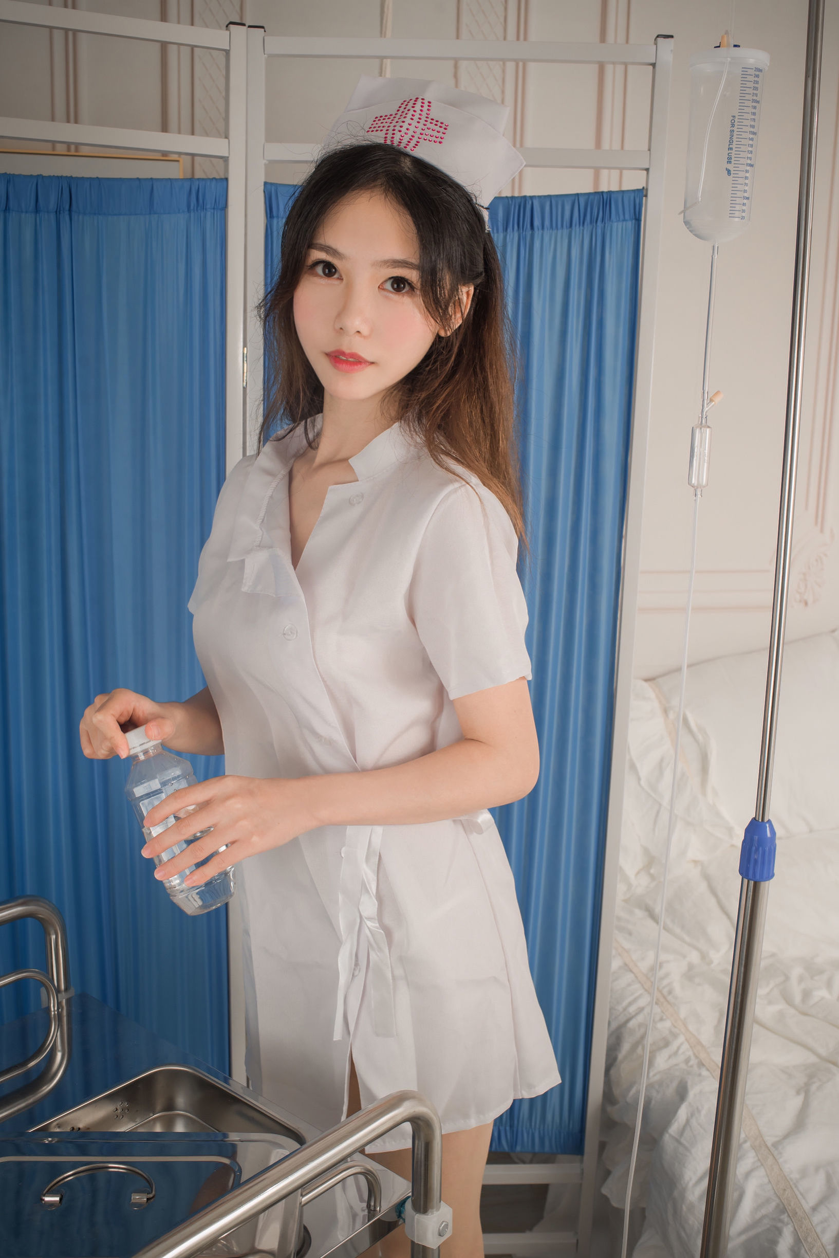 Đấu Nương - Lợi Thế Đồ Tập: Y tá nhỏ tinh nghịch