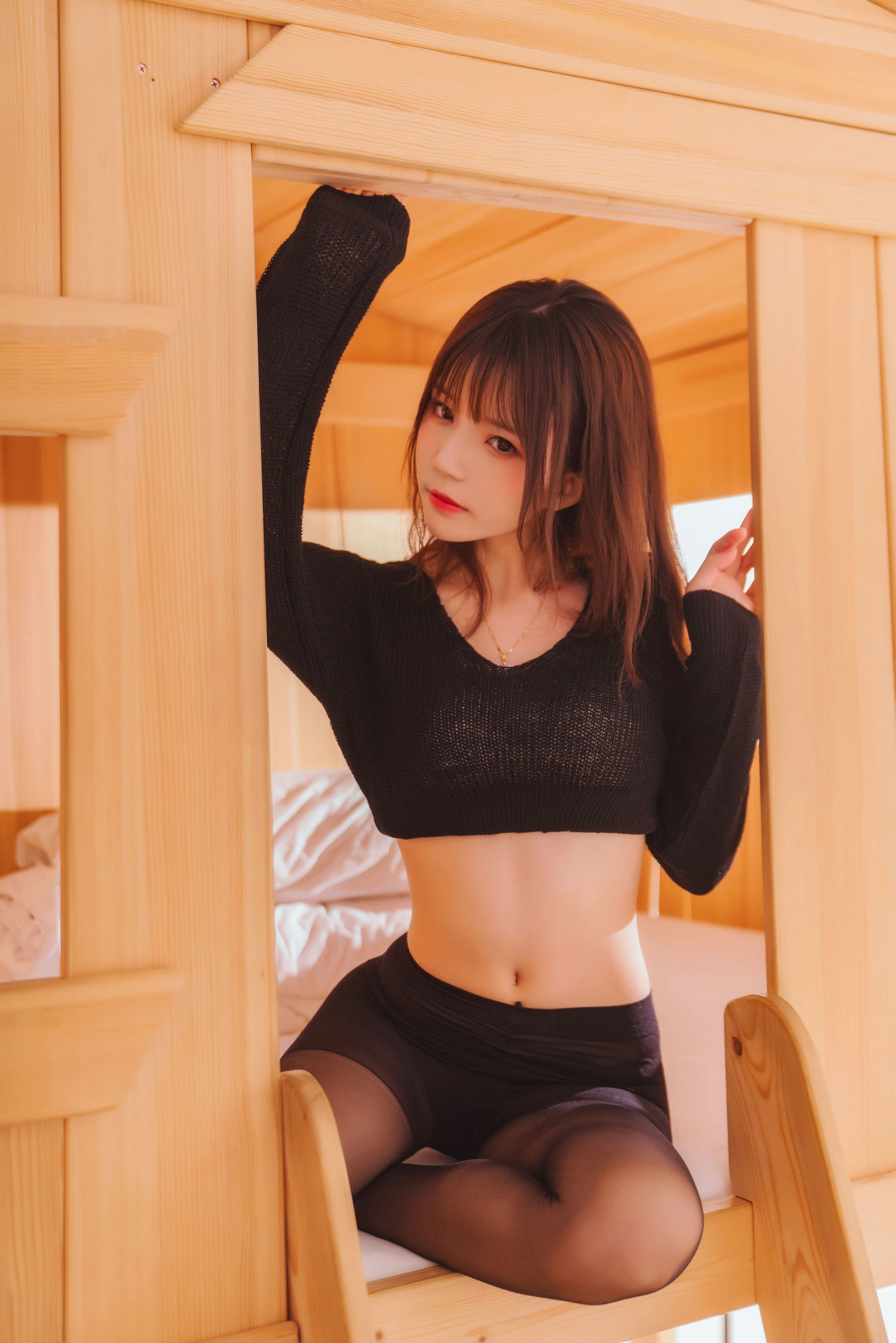 영타오미아오 흑&백의 섹시 블랙