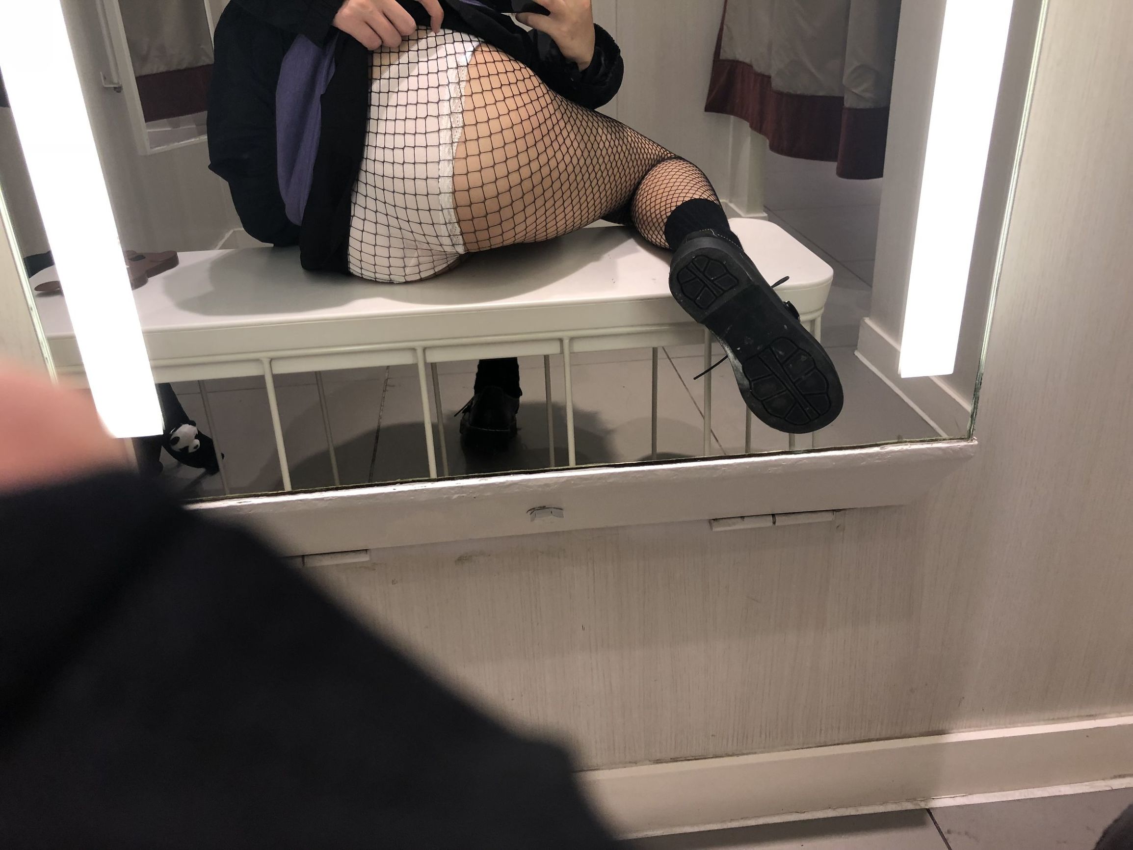 멩마이즈옌장다마왕w 피팅룸
