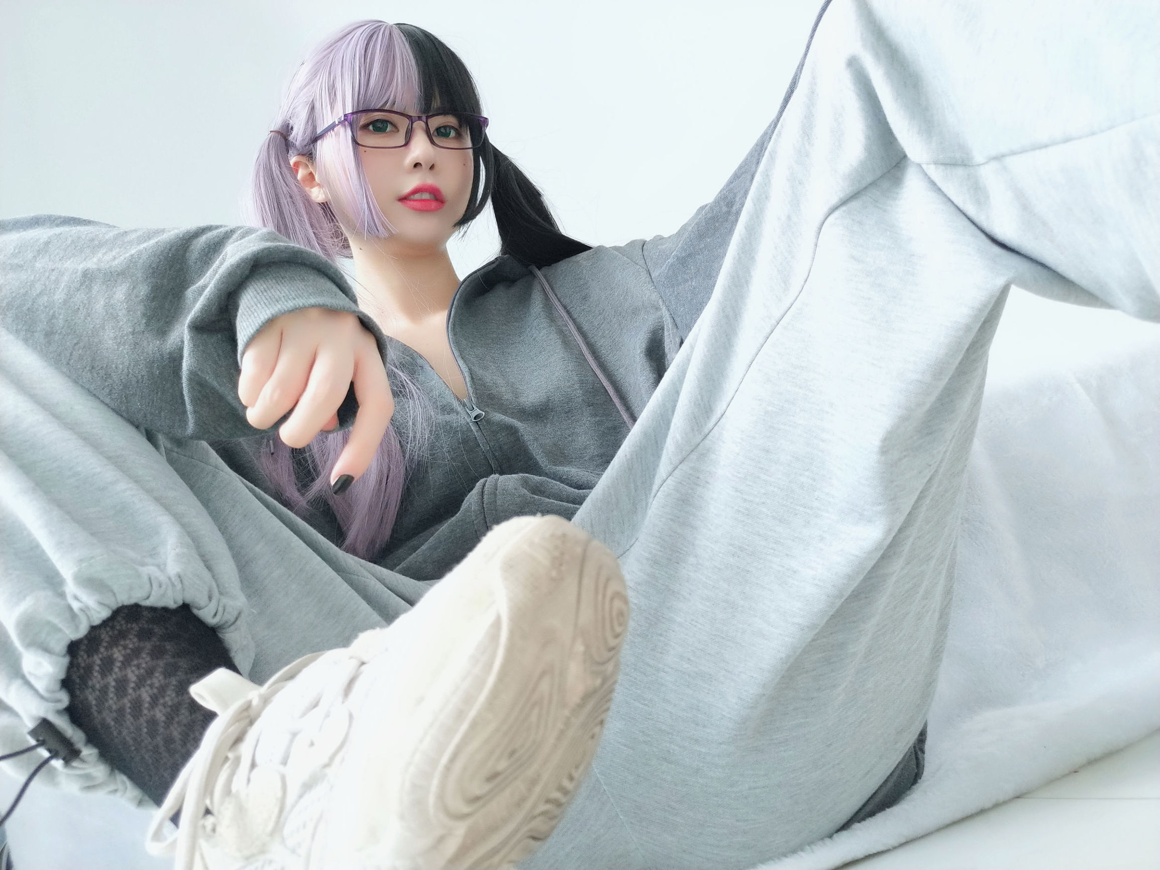 萌妹子眼酱大魔王w Tất lưới đen gợi cảm