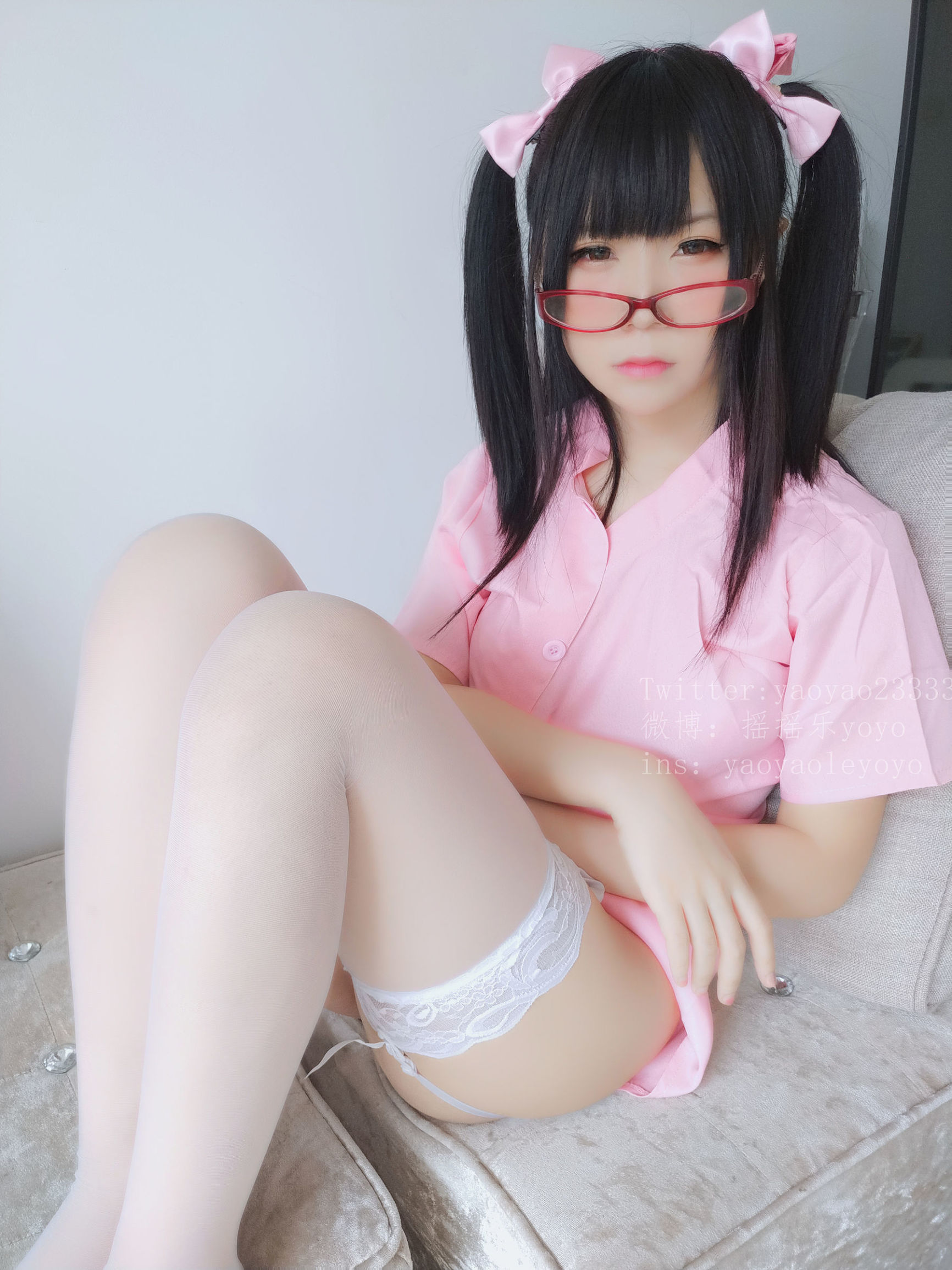 萌妹子Coser摇摇乐yoyo 可爱粉色护士