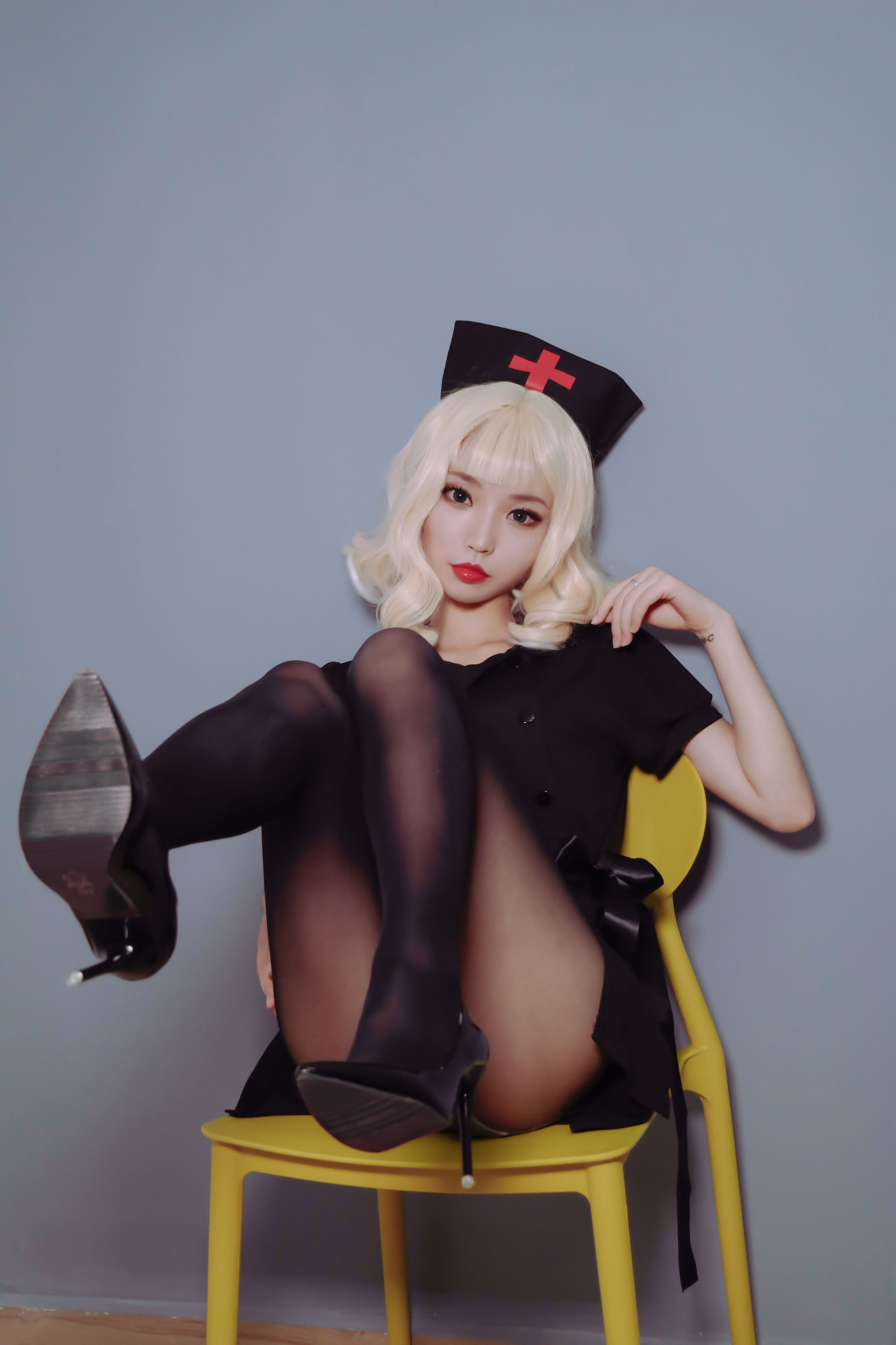 萌妹白易子教主 明信片