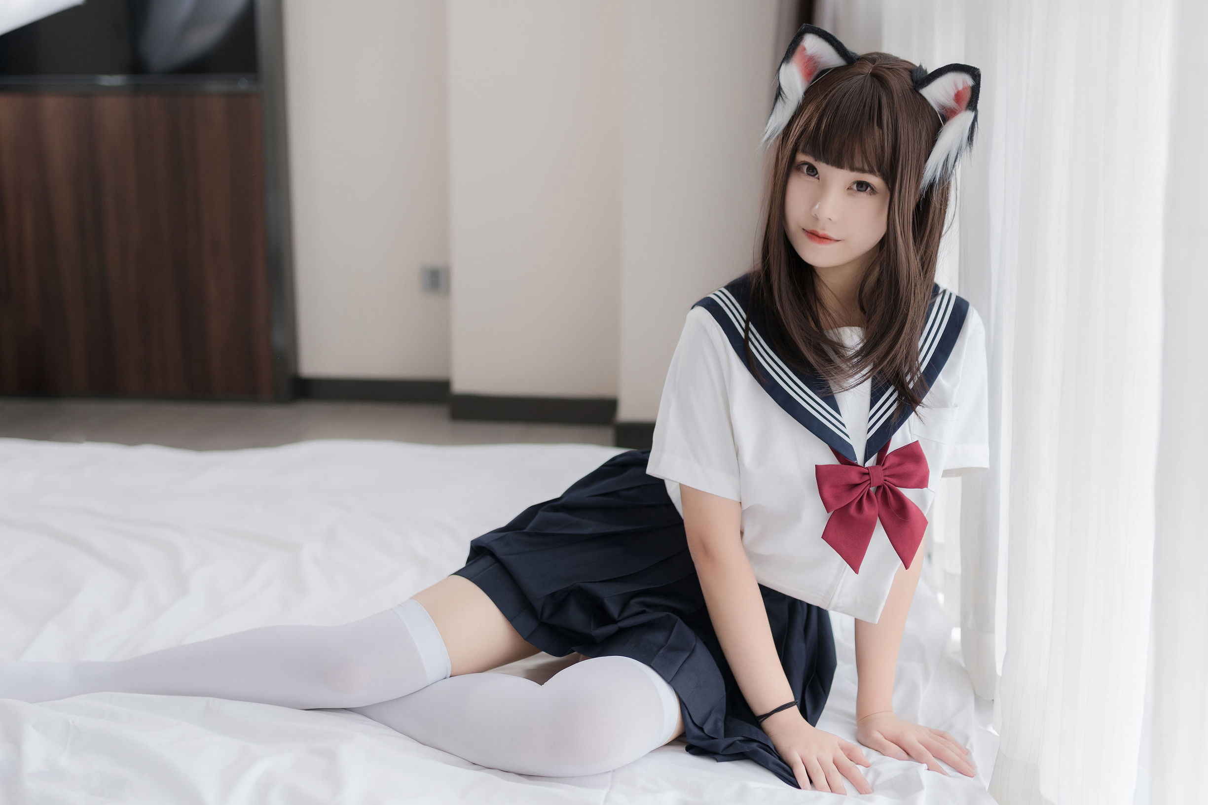 萌え系お嬢様 蜜汁猫裘 猫耳JK