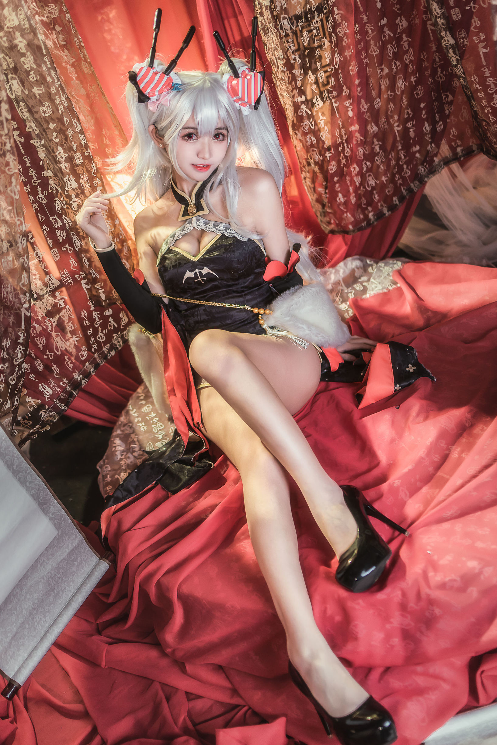 슈퍼 인기 Coser 은어페이얼 비란화상 흡혈귀