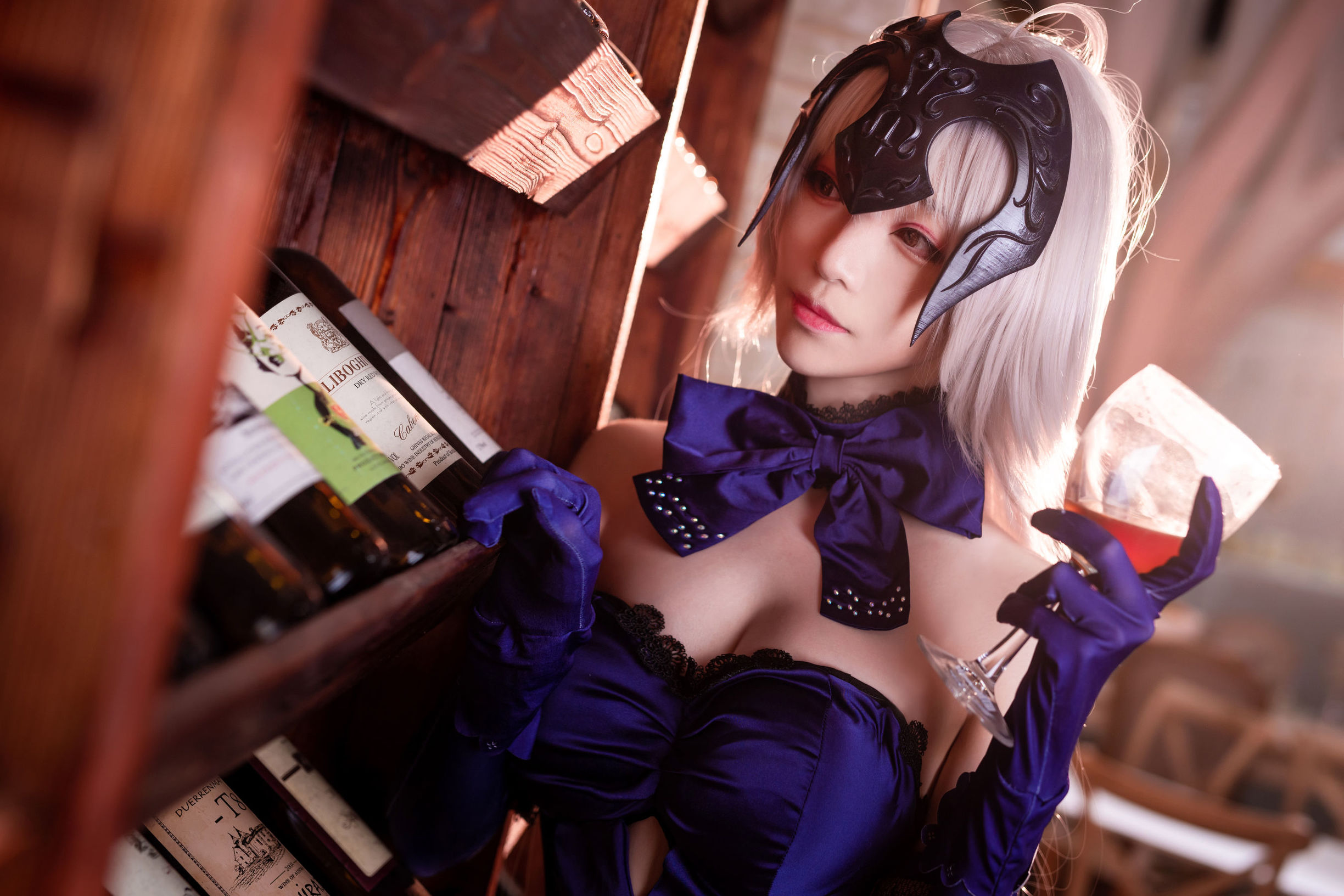 Long-legged Cosplayer Qingqingzi Js Black Jeanne, Holy Night's Dinner