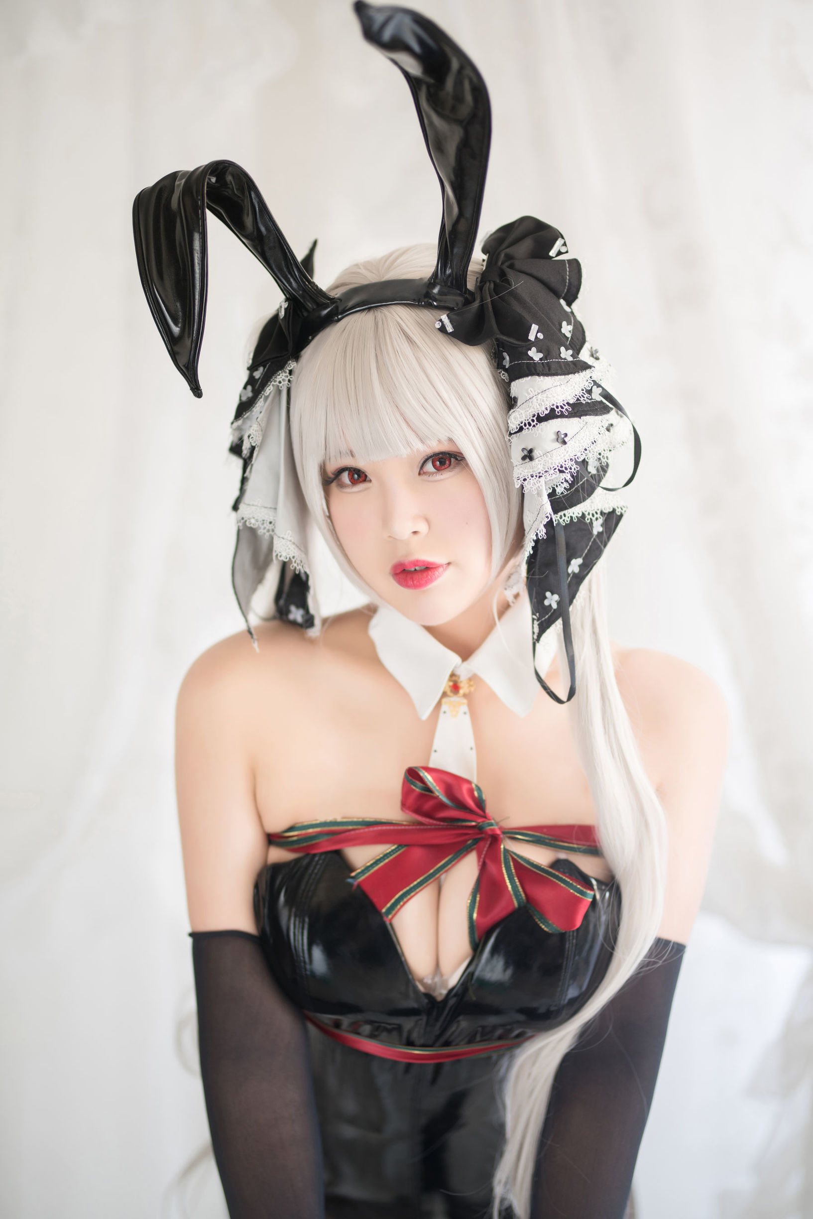 コーサー ニ ヤエヤエ かわいい うさぎ ガール
