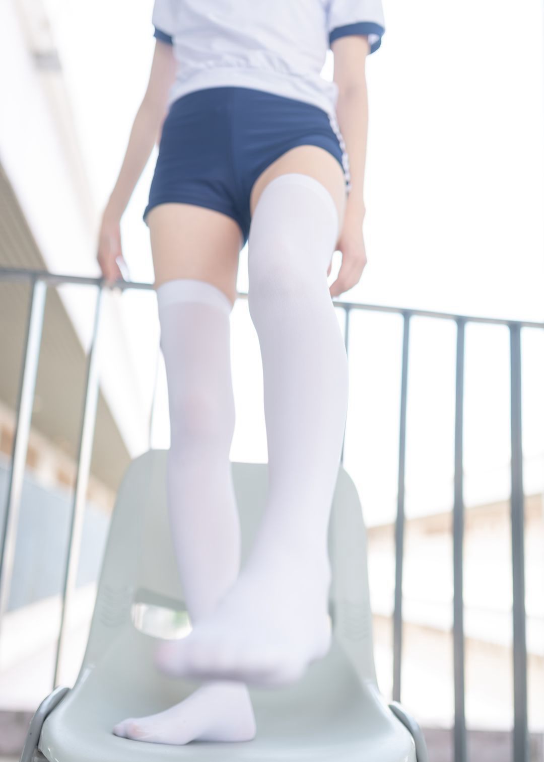 性感白丝JK美腿校服诱惑品尝女神的娇躯