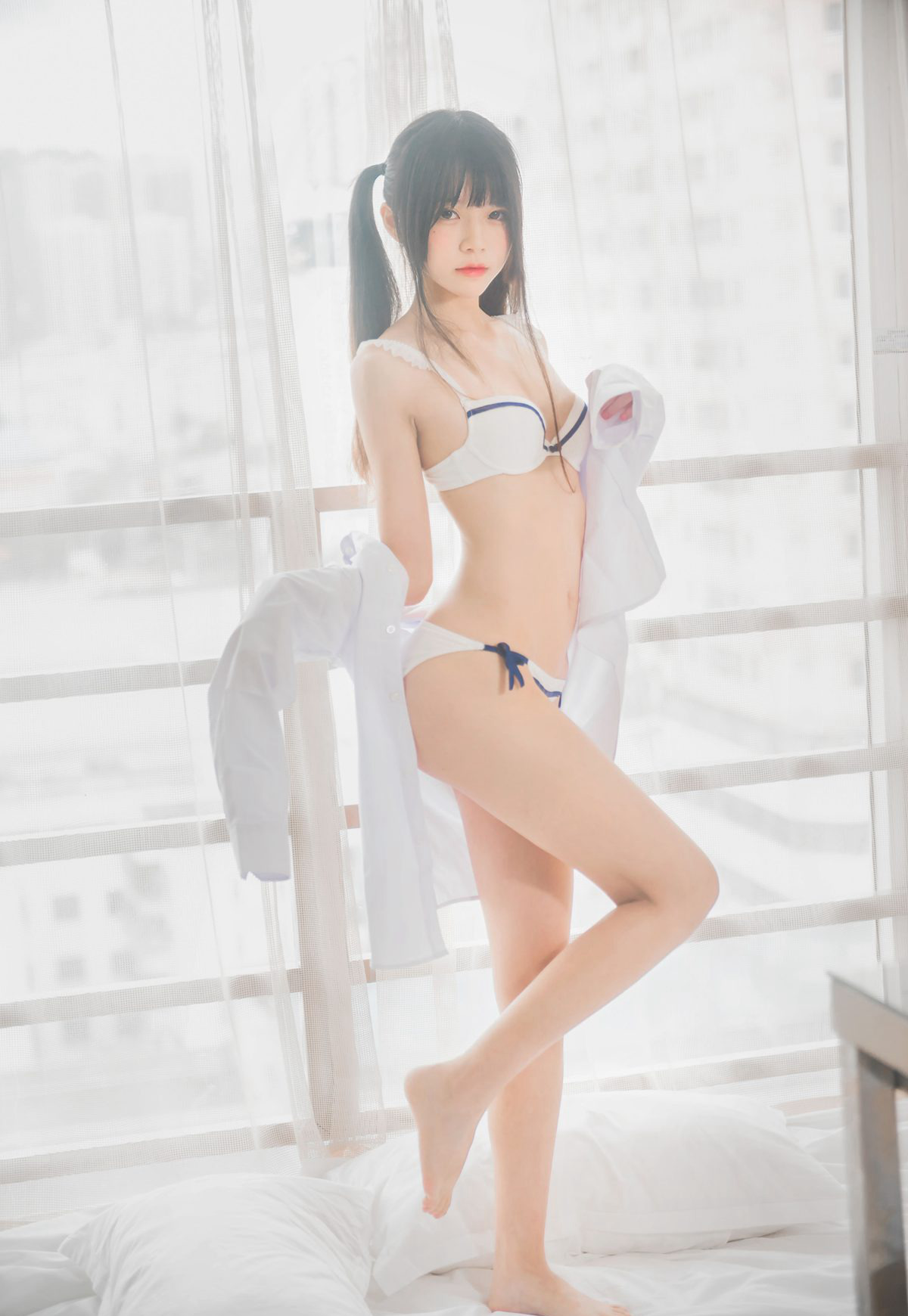 桜桃喵2021最新图集性感cosplay诱惑JK嫩白三点内衣写真