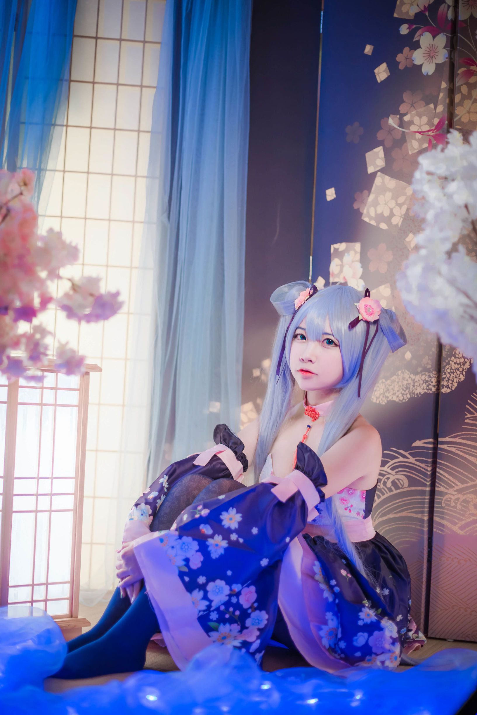 Ảnh Cosplay] Coser Phổ Biến Er Zuo Nisa - Đuôi Ngựa Đôi