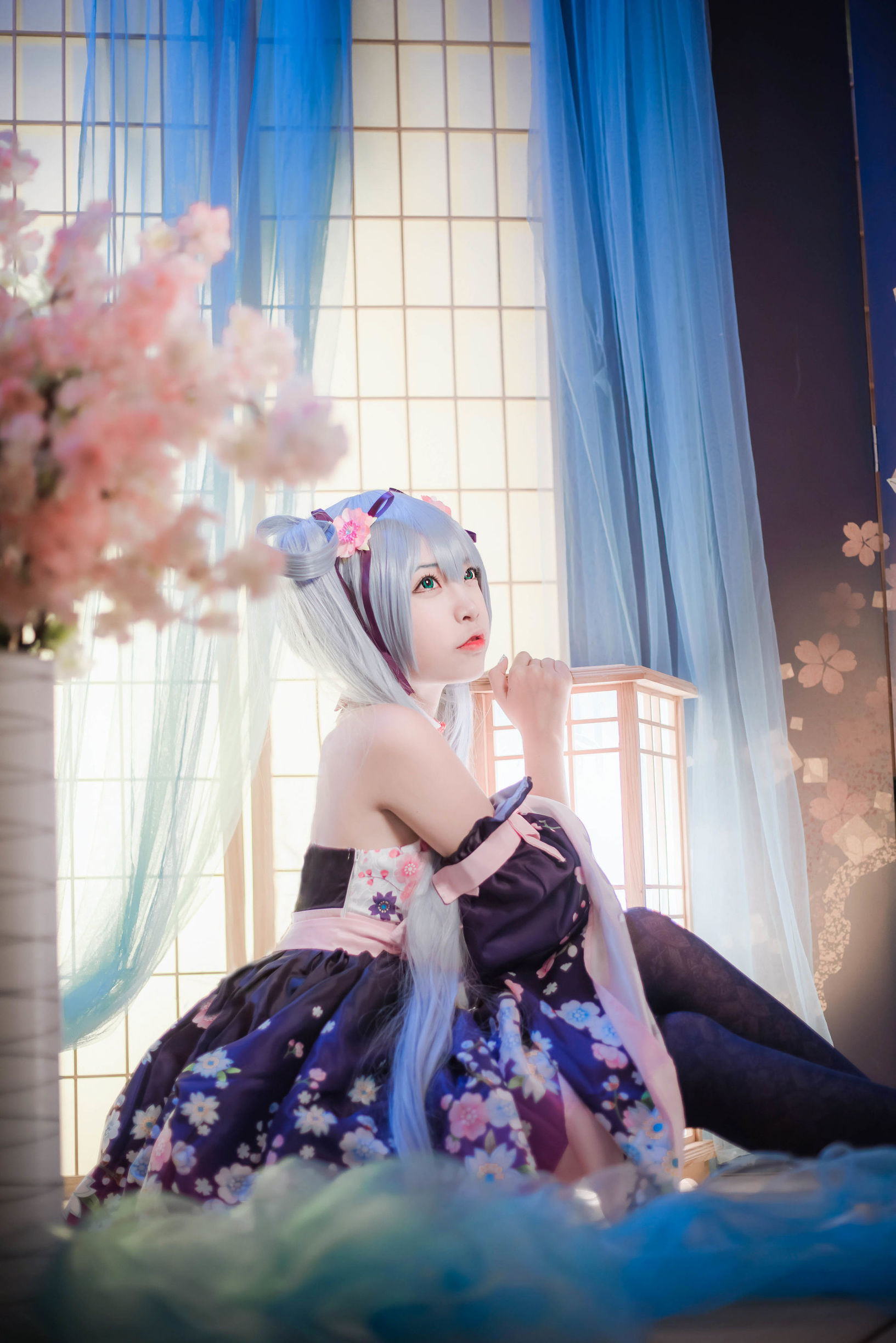 Ảnh Cosplay] Coser Phổ Biến Er Zuo Nisa - Đuôi Ngựa Đôi