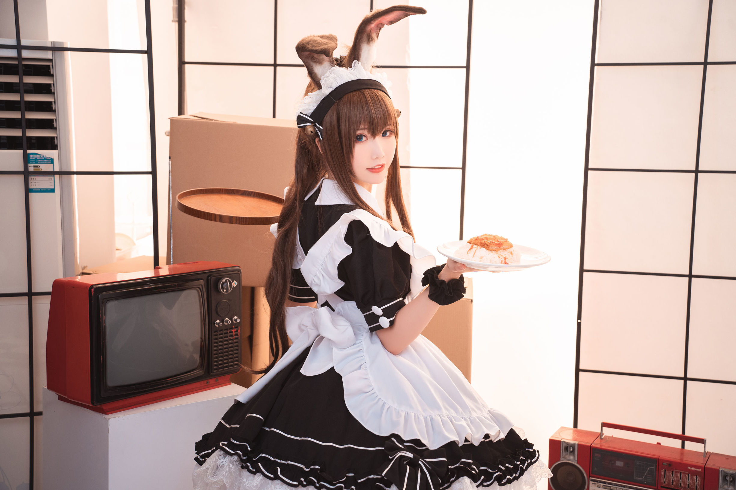 Cosplay Photos] Cute Popular Coser Mian Bing Xian Er - Ami Lu Maid