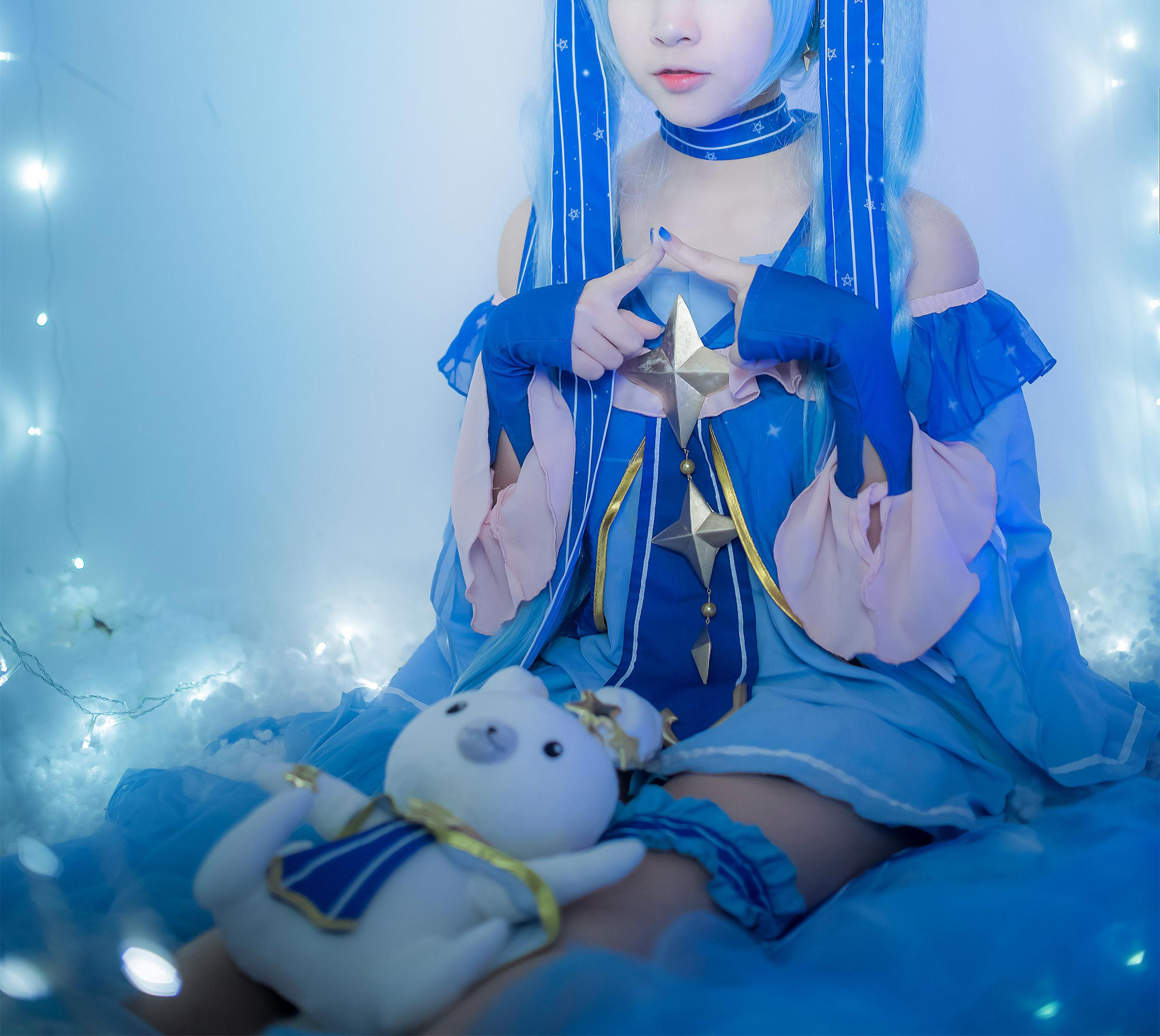 Cosplay Photo] Popular Coser Er Zuo Nisa - Hatsune