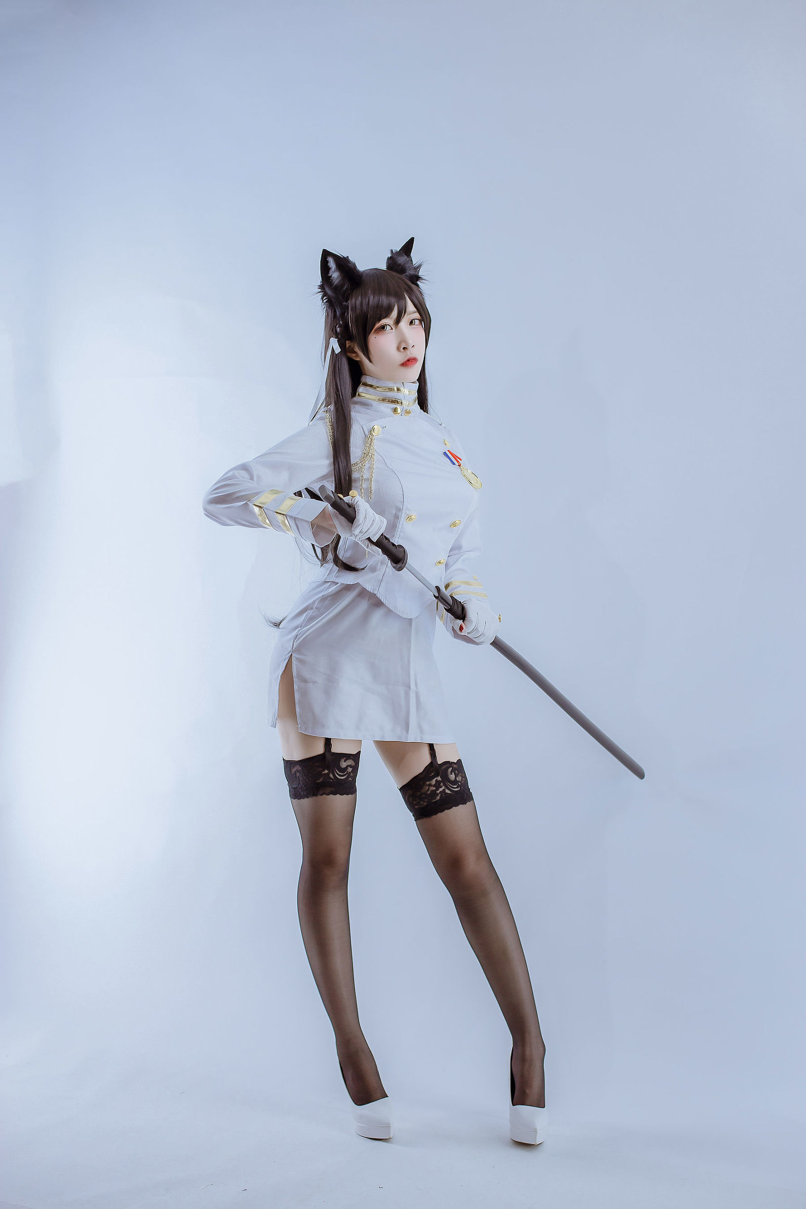 Cosplay Photos] Popular Coser Er Zuo Nisa - Azur Lane Atago Military Uniform