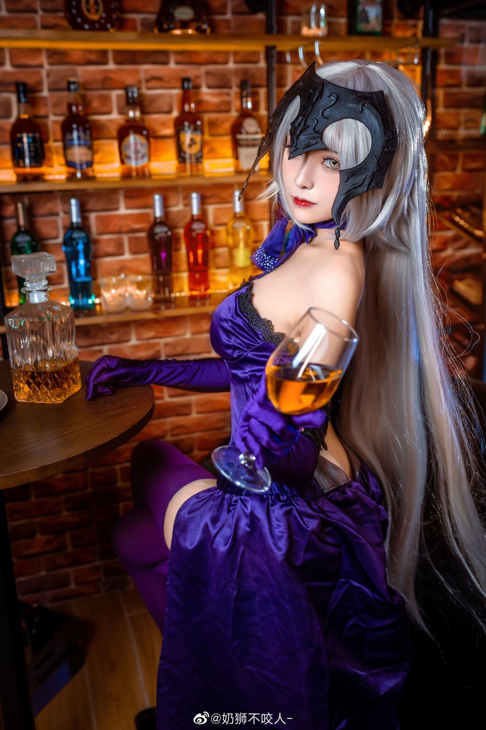 Cosplay寫真] 奶獅不咬人 - 黑貞德