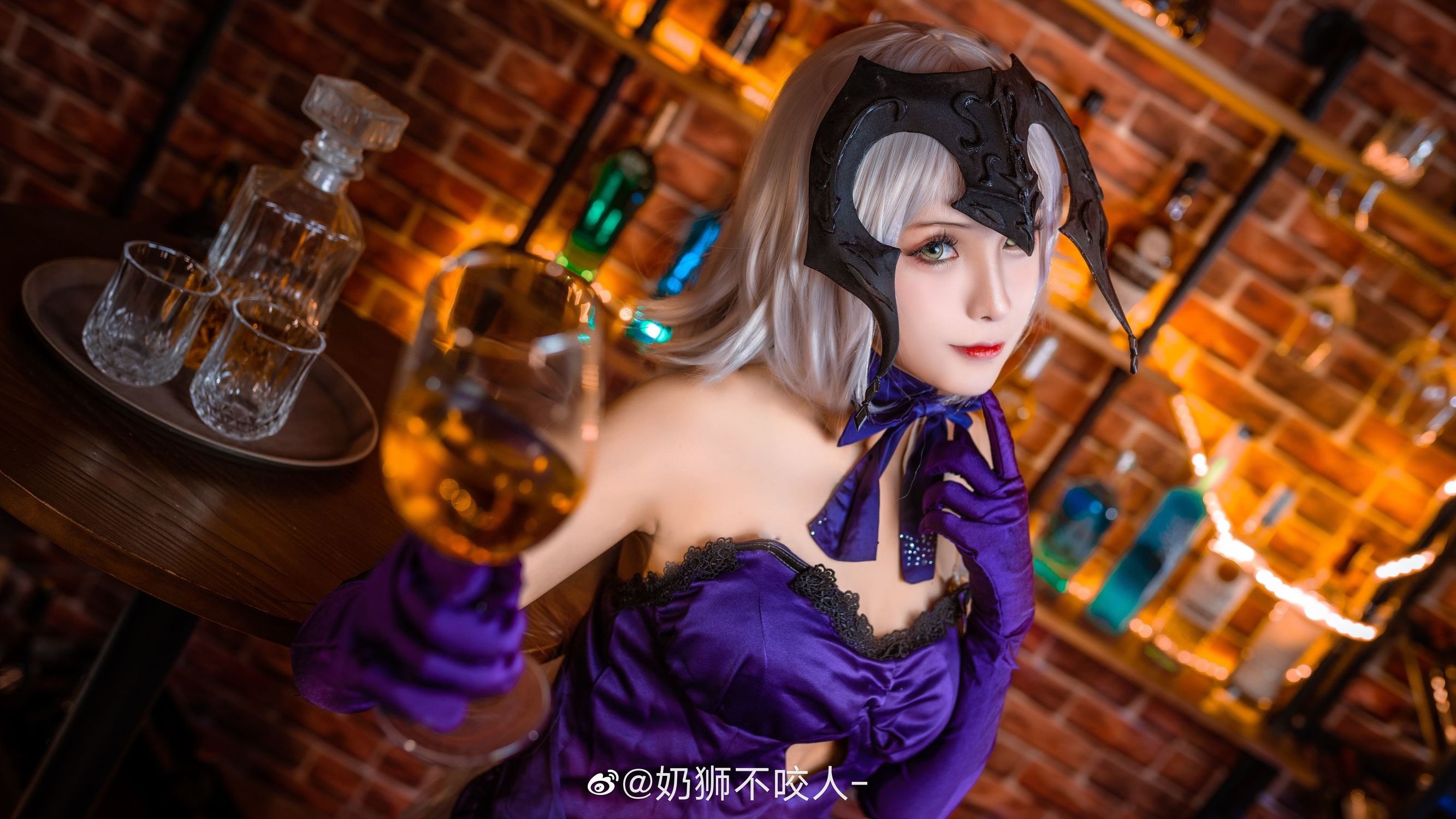 Cosplay寫真] 奶獅不咬人 - 黑貞德