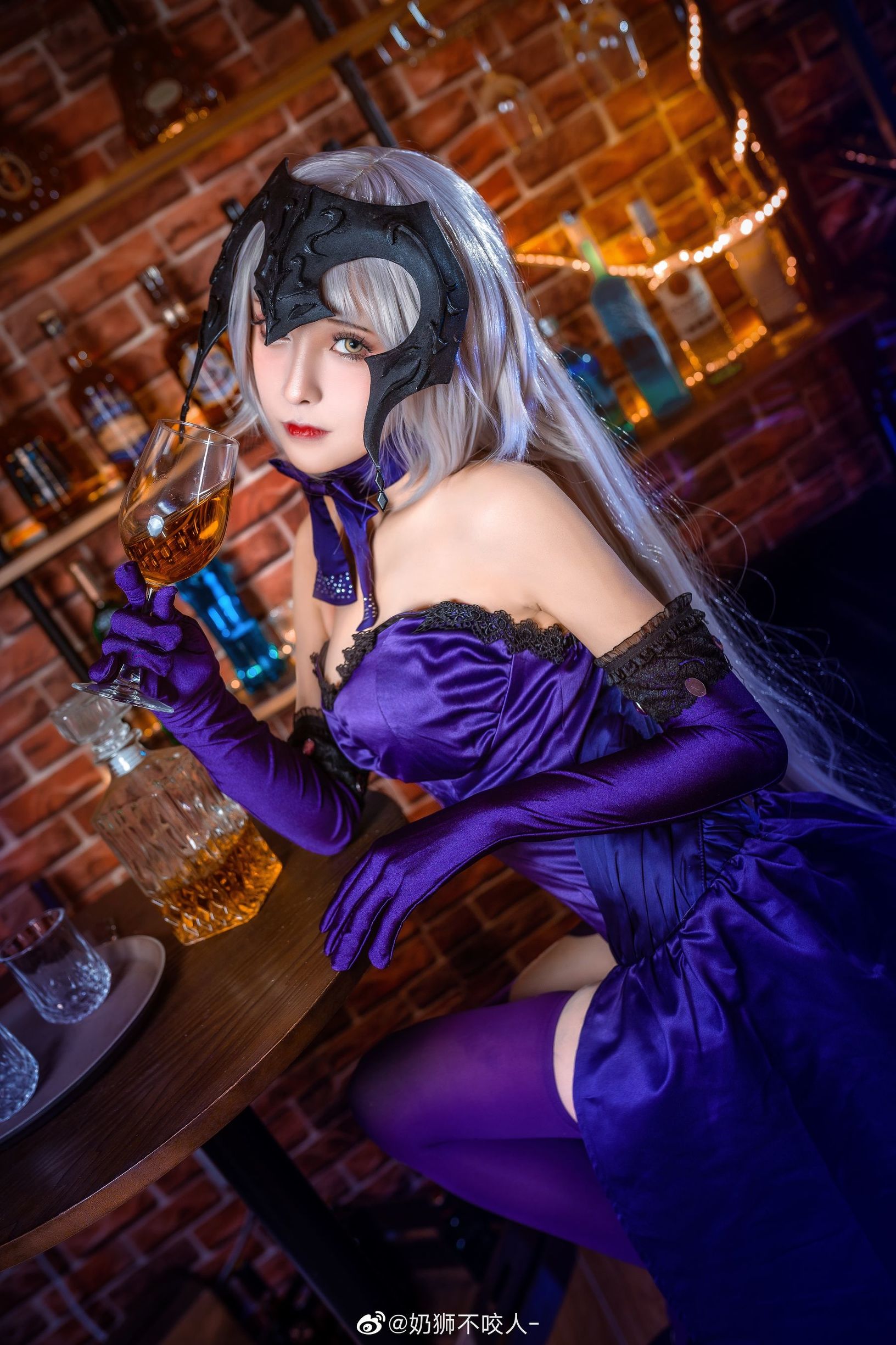 Cosplay寫真] 奶獅不咬人 - 黑貞德