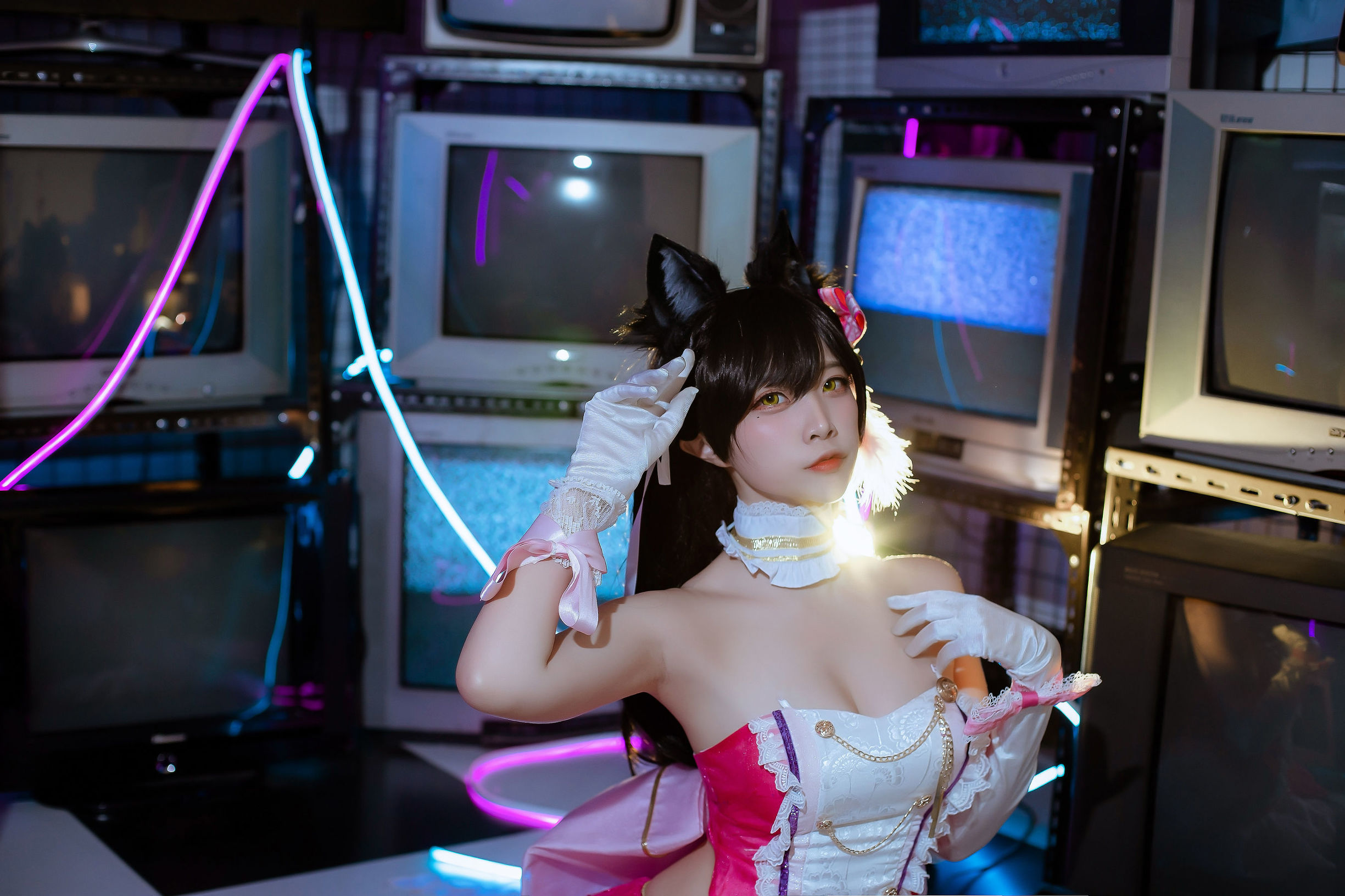 คอสเพลย์ ภาพถ่าย] Coser ยอดนิยม 二佐นิซา - สุนัขผู้ติดตามแห่งอัซเซอร์เลน อ้ายตง ชุดแสดง